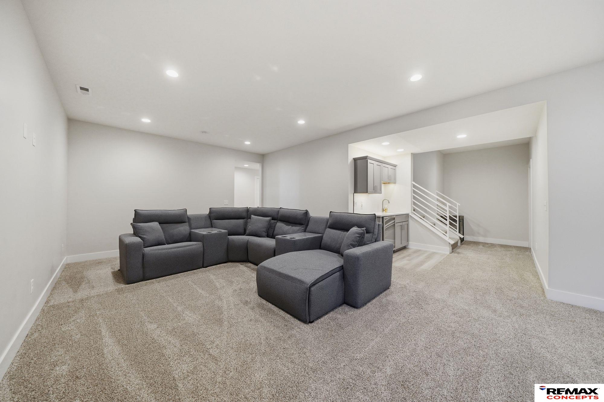 836 W Miramonte Road, Lincoln, NE, 68523