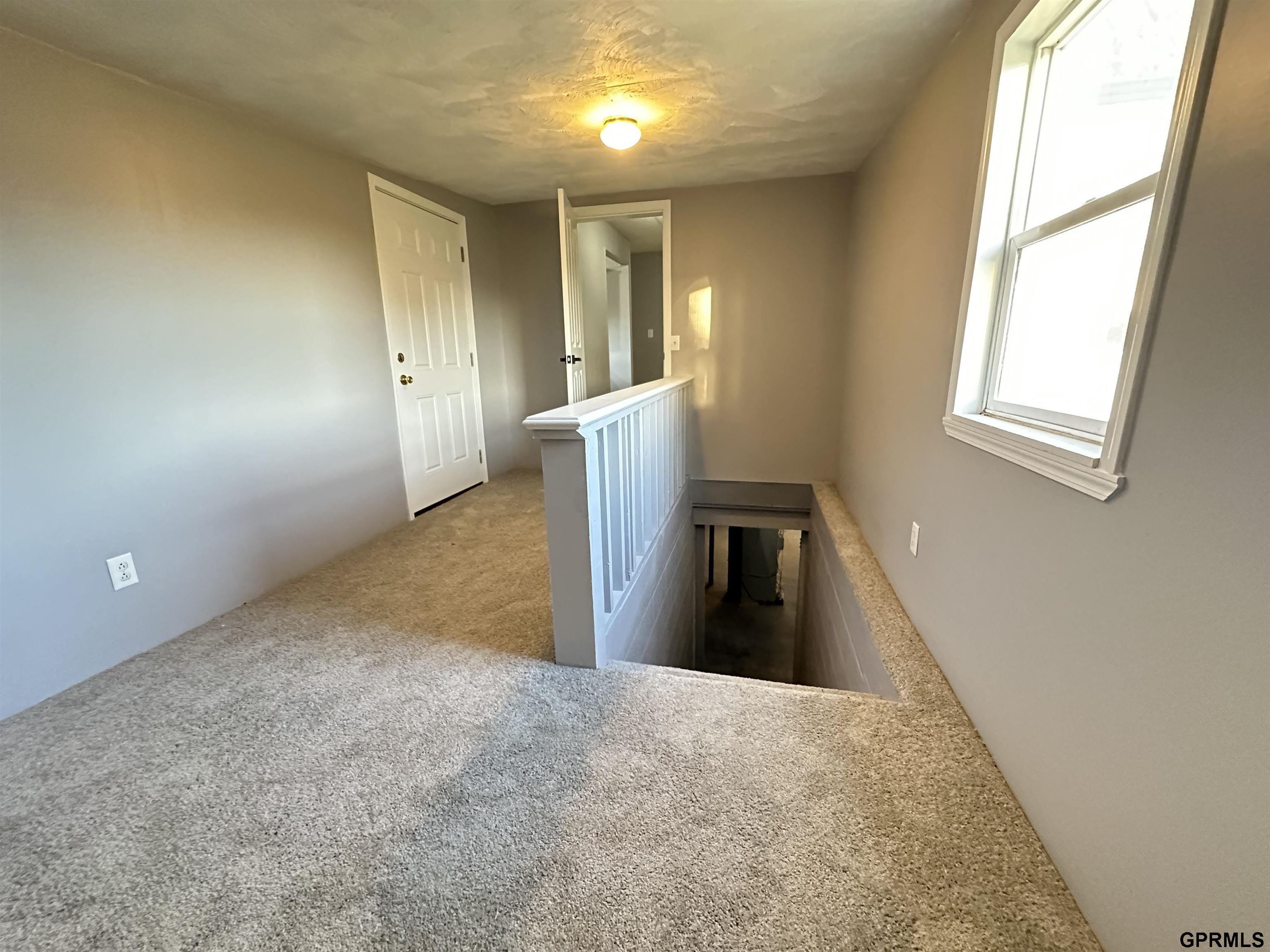 123 Grand Street, Greenwood, NE, 68366