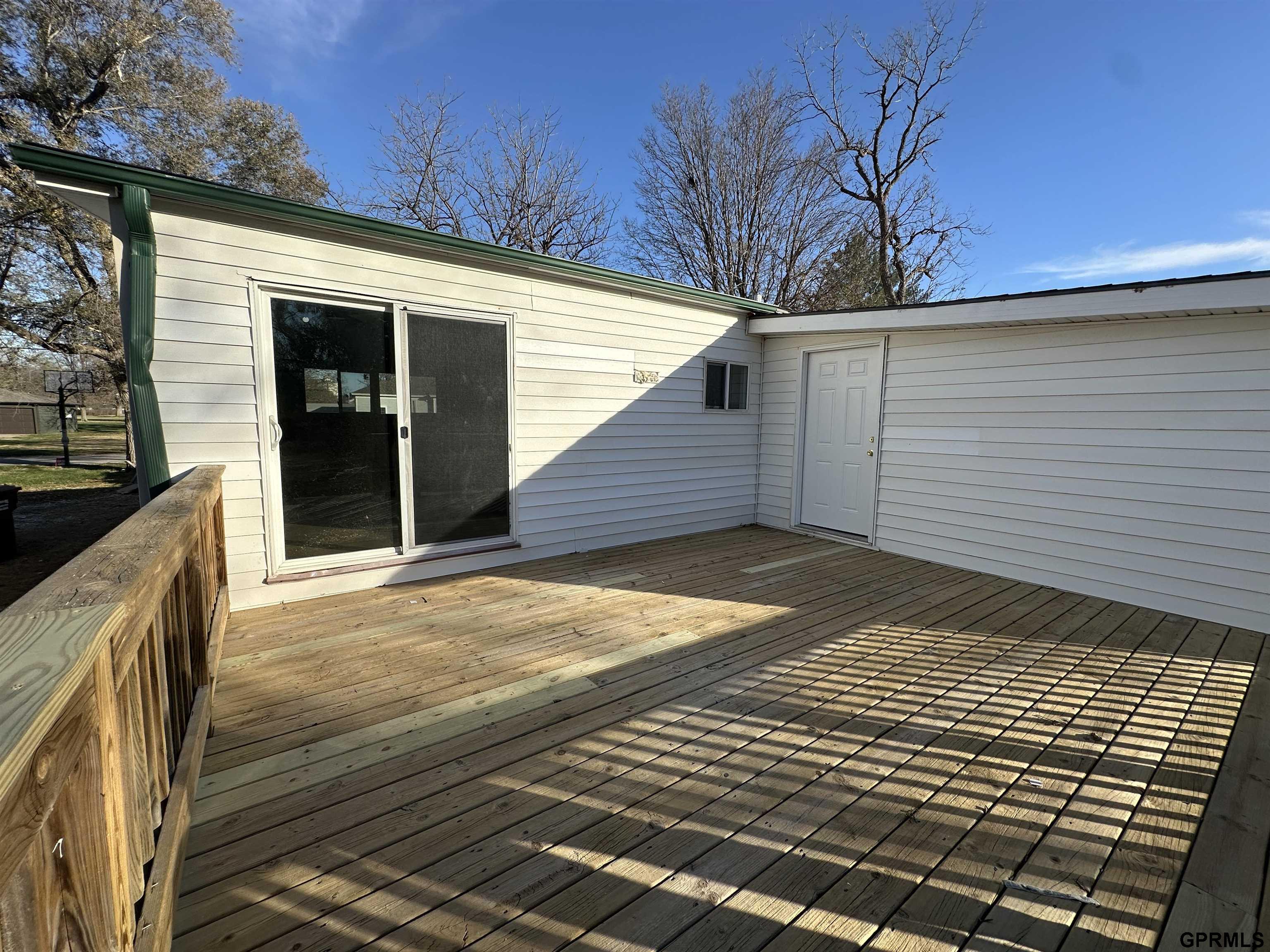 123 Grand Street, Greenwood, NE, 68366