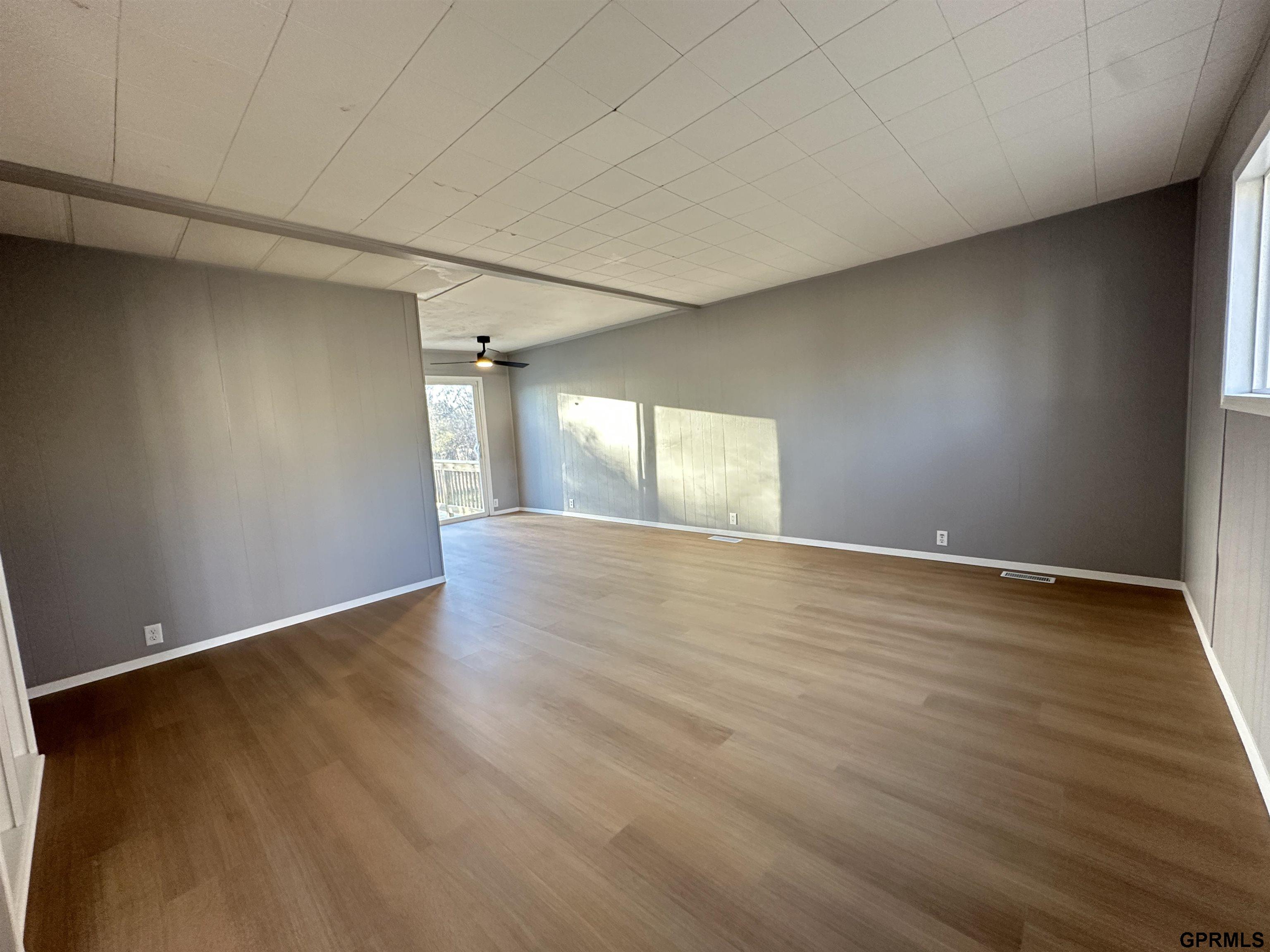 123 Grand Street, Greenwood, NE, 68366