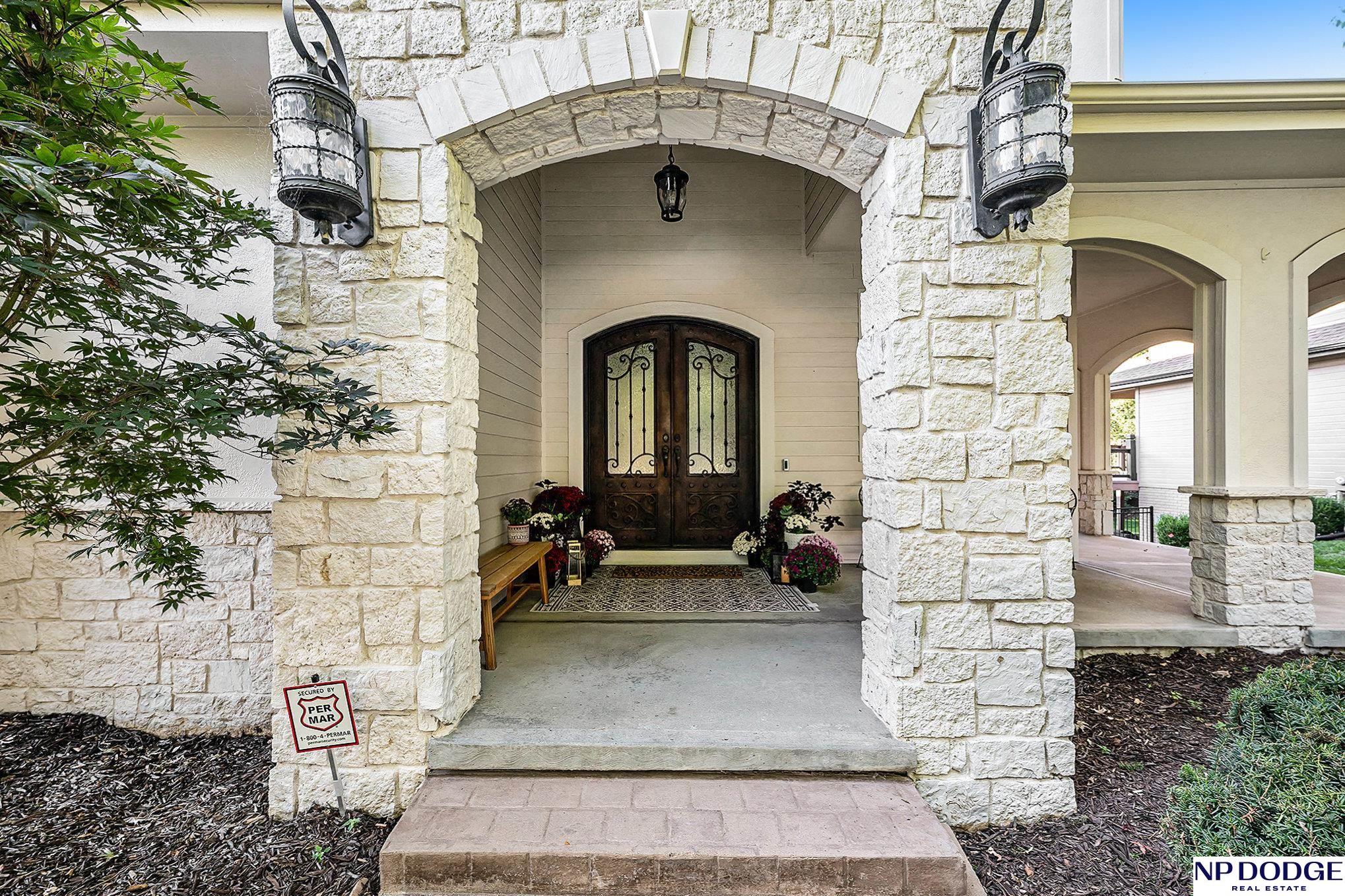 21313 Hickory Street, Omaha, NE, 68022