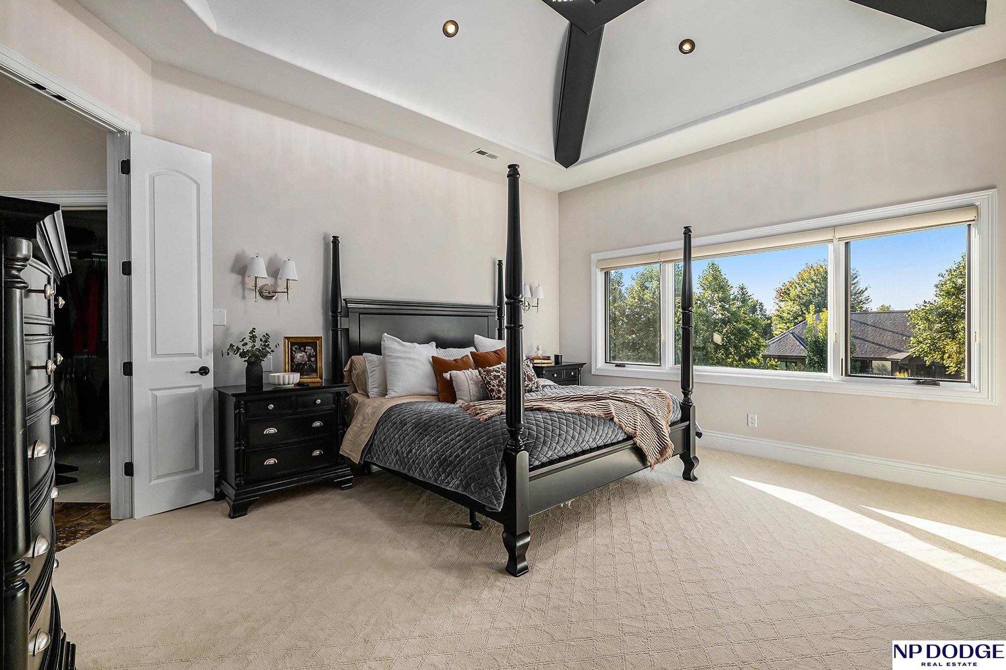 21313 Hickory Street, Omaha, NE, 68022