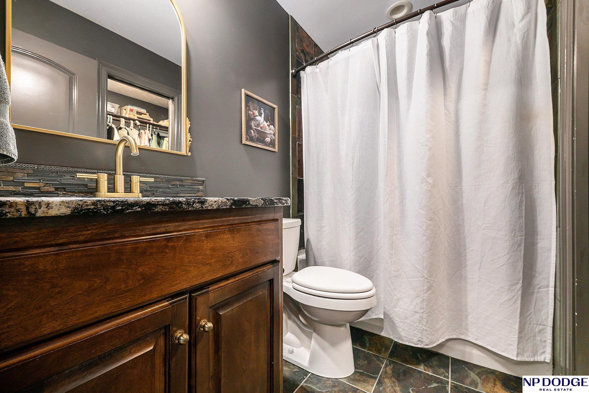 21313 Hickory Street, Omaha, NE, 68022