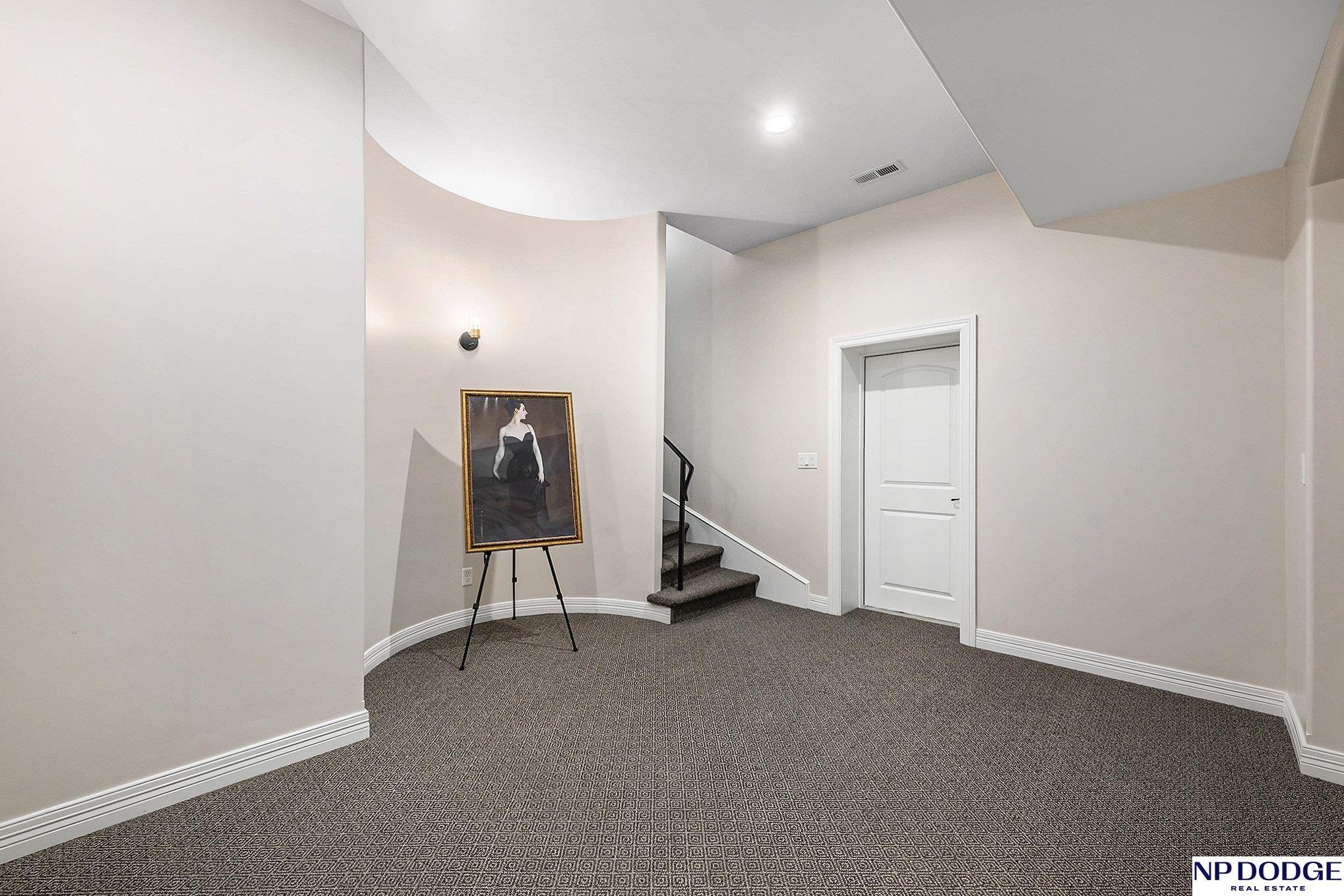 21313 Hickory Street, Omaha, NE, 68022