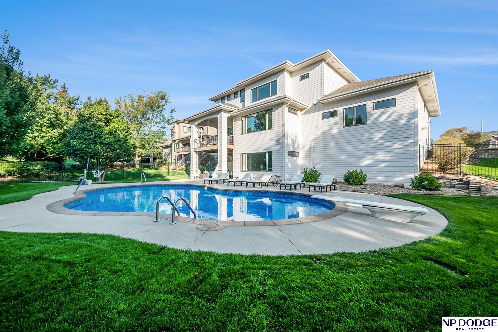 21313 Hickory Street, Omaha, NE, 68022