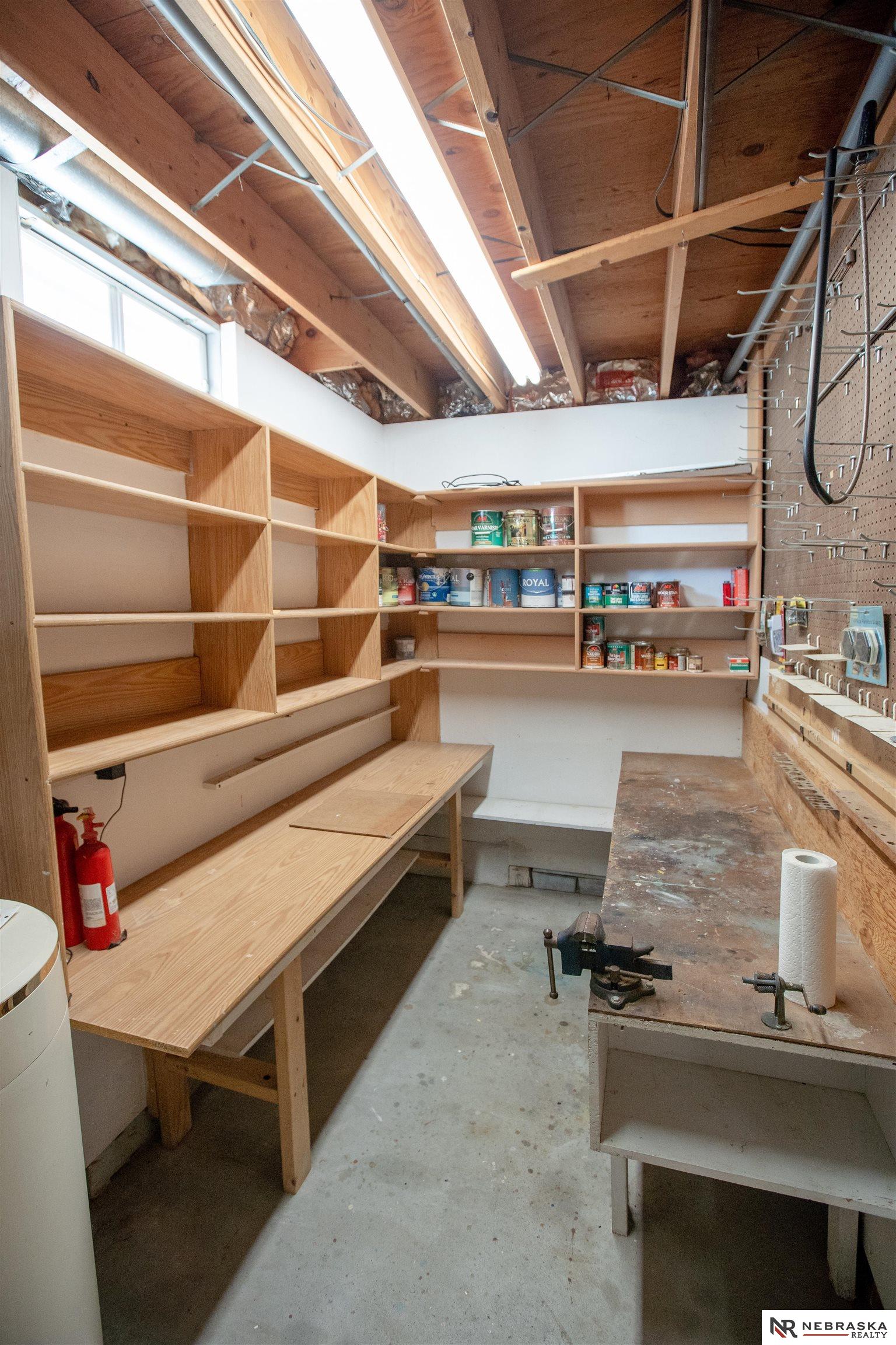 33 Lakewood Drive, Columbus, NE, 68601