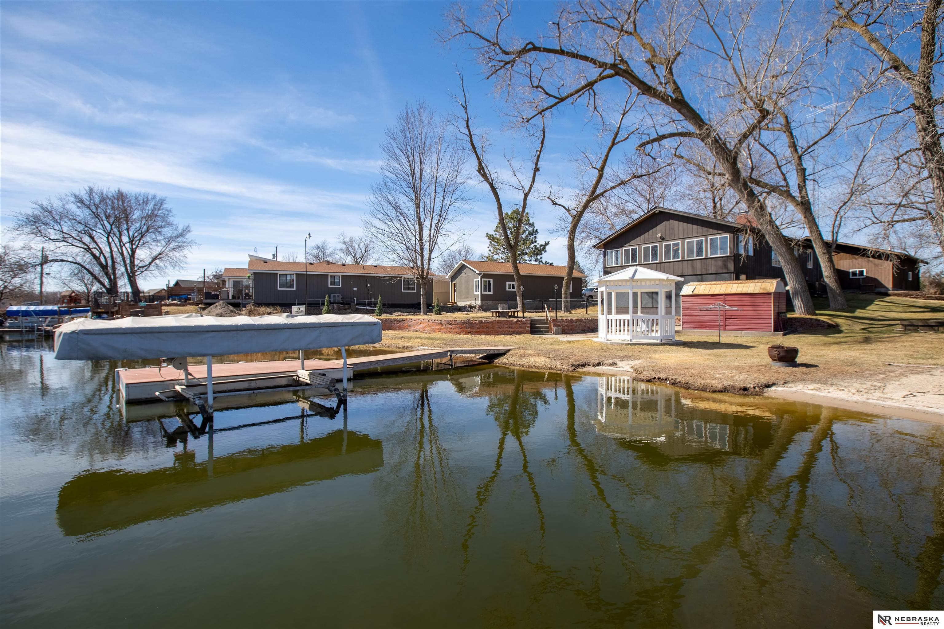 33 Lakewood Drive, Columbus, NE, 68601