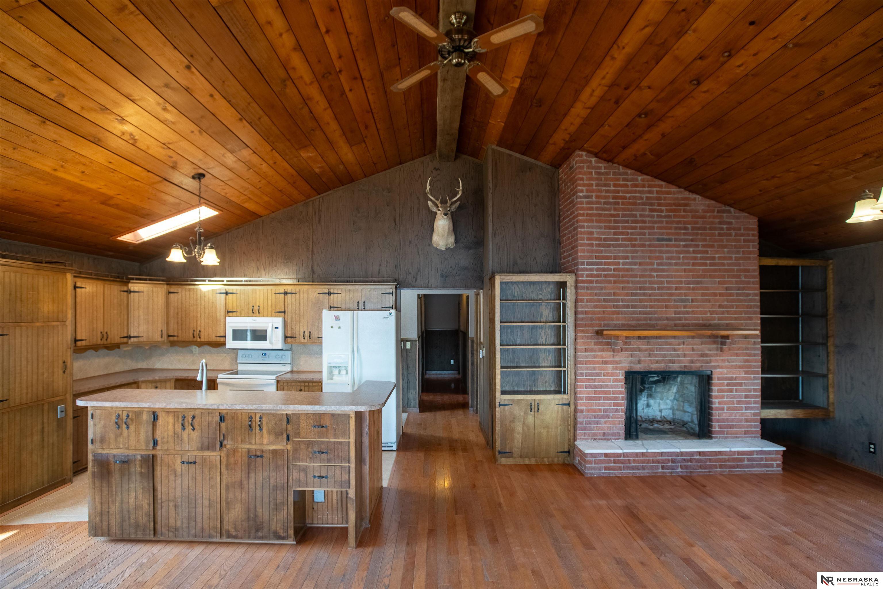 33 Lakewood Drive, Columbus, NE, 68601