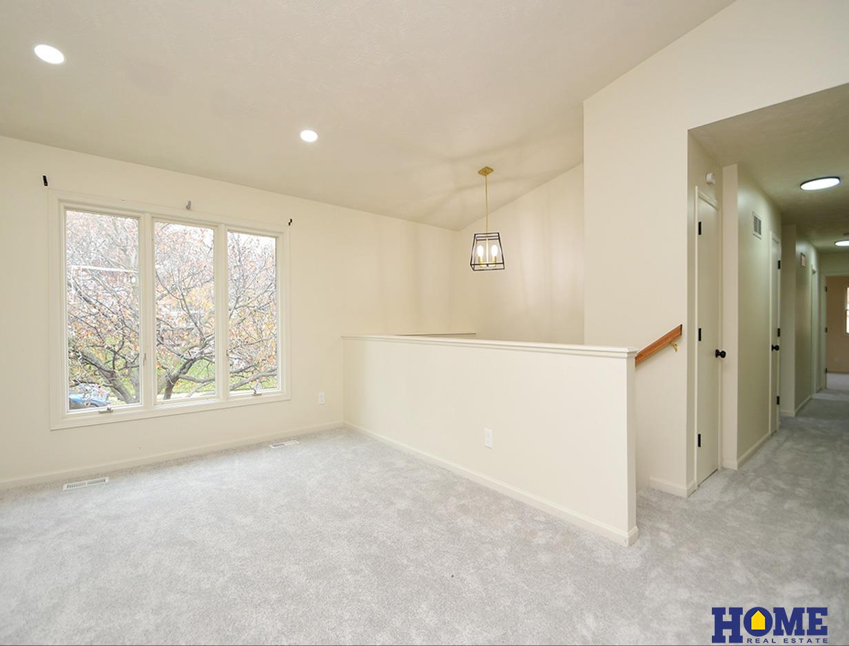 5200 Tipperary Trail, Lincoln, NE, 68512