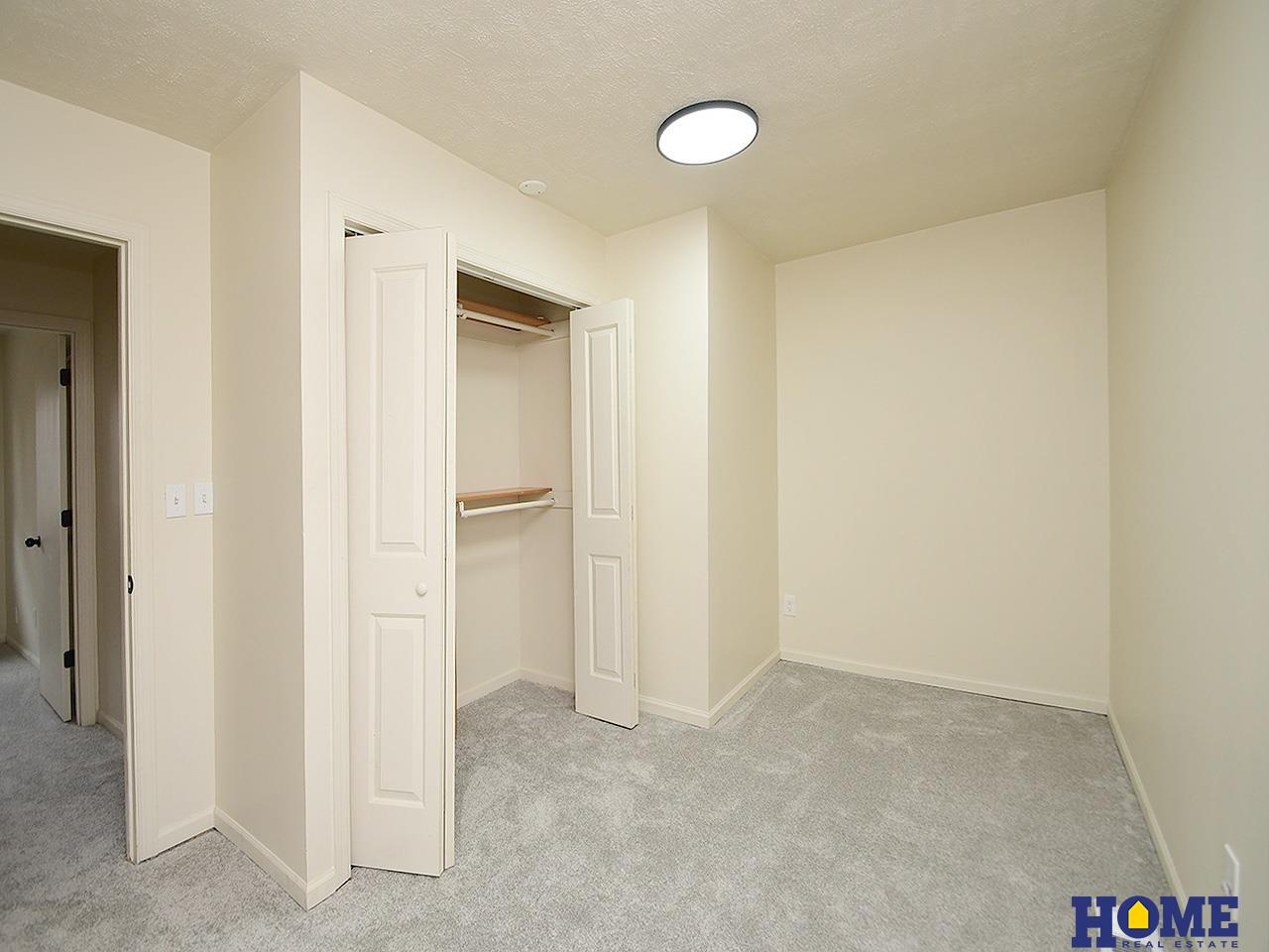 5200 Tipperary Trail, Lincoln, NE, 68512