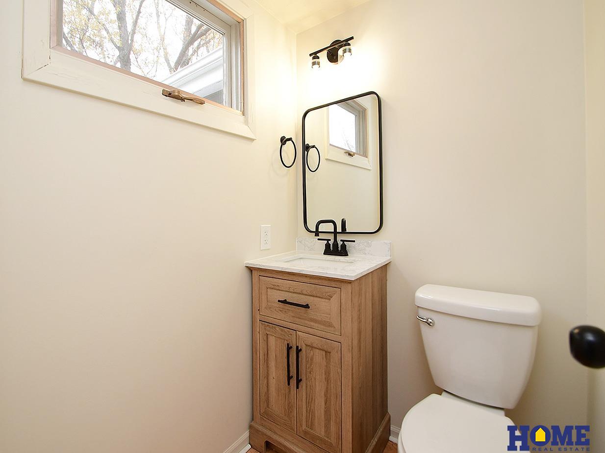 5200 Tipperary Trail, Lincoln, NE, 68512