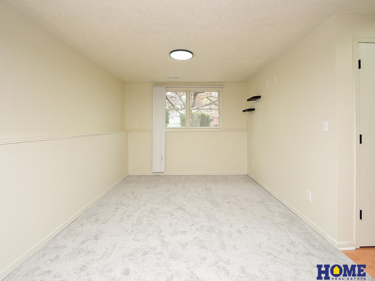 5200 Tipperary Trail, Lincoln, NE, 68512