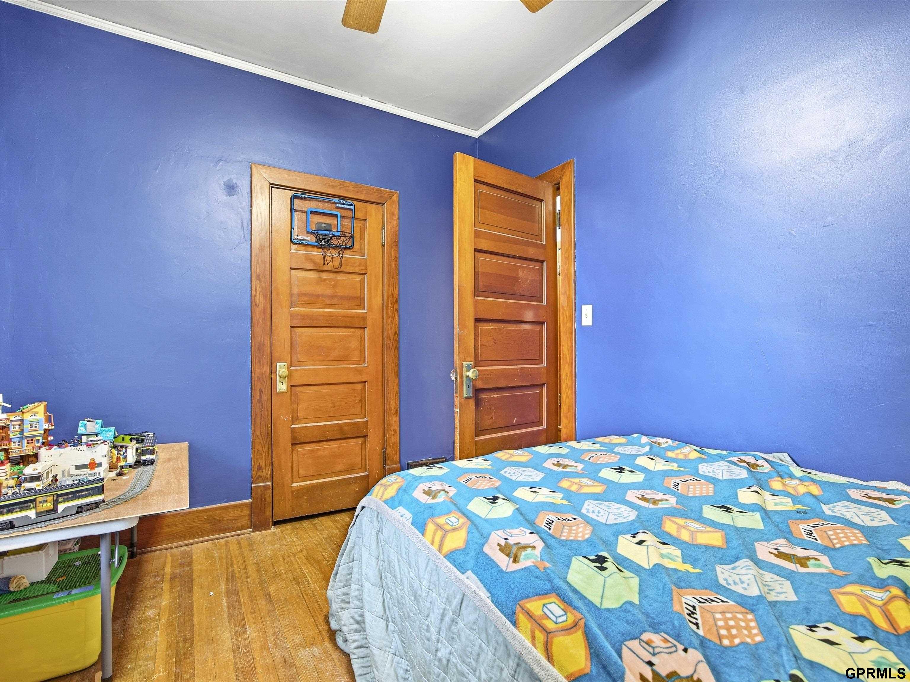 2334 31 Street, Omaha, NE, 68105