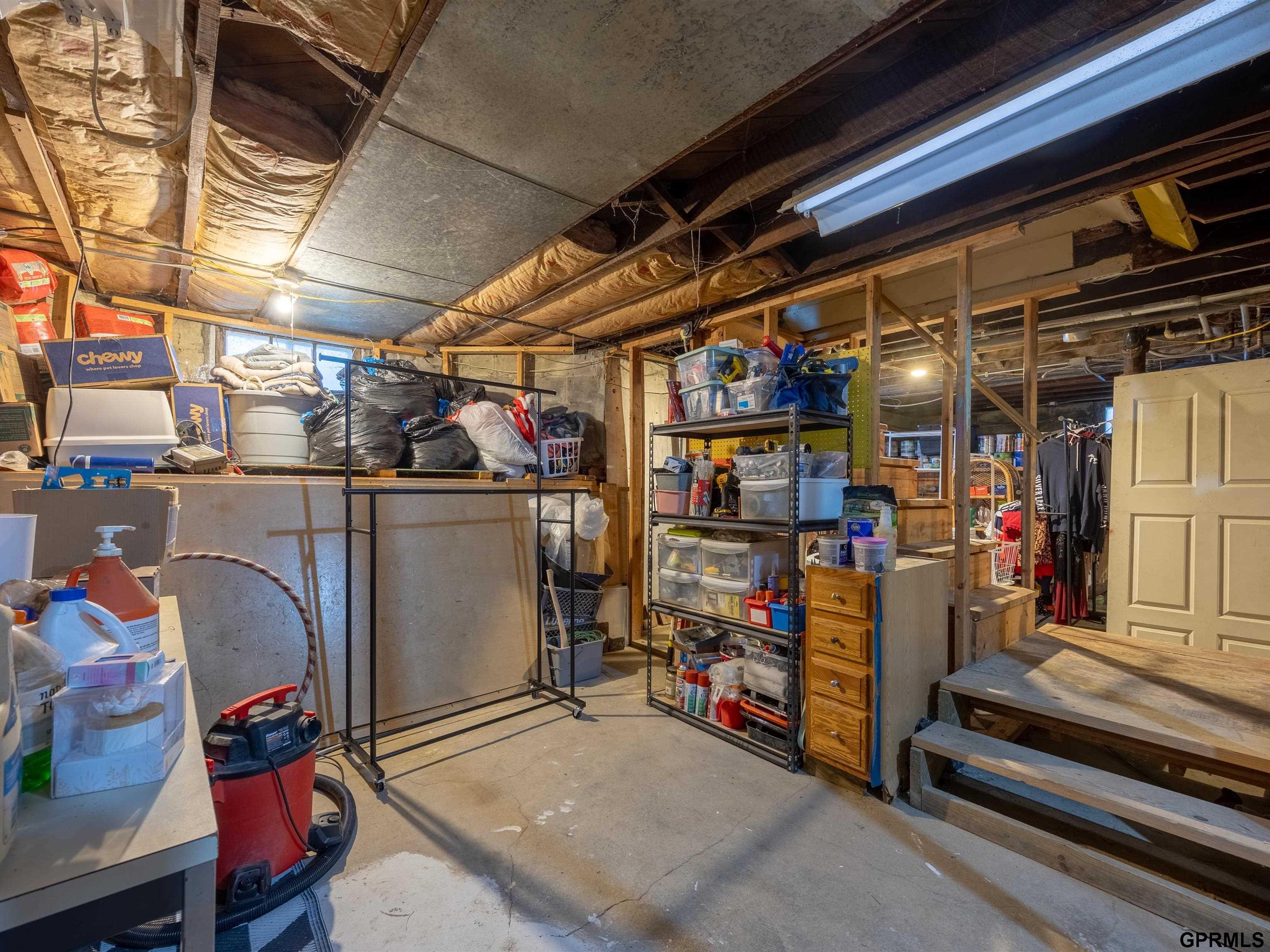 2334 31 Street, Omaha, NE, 68105