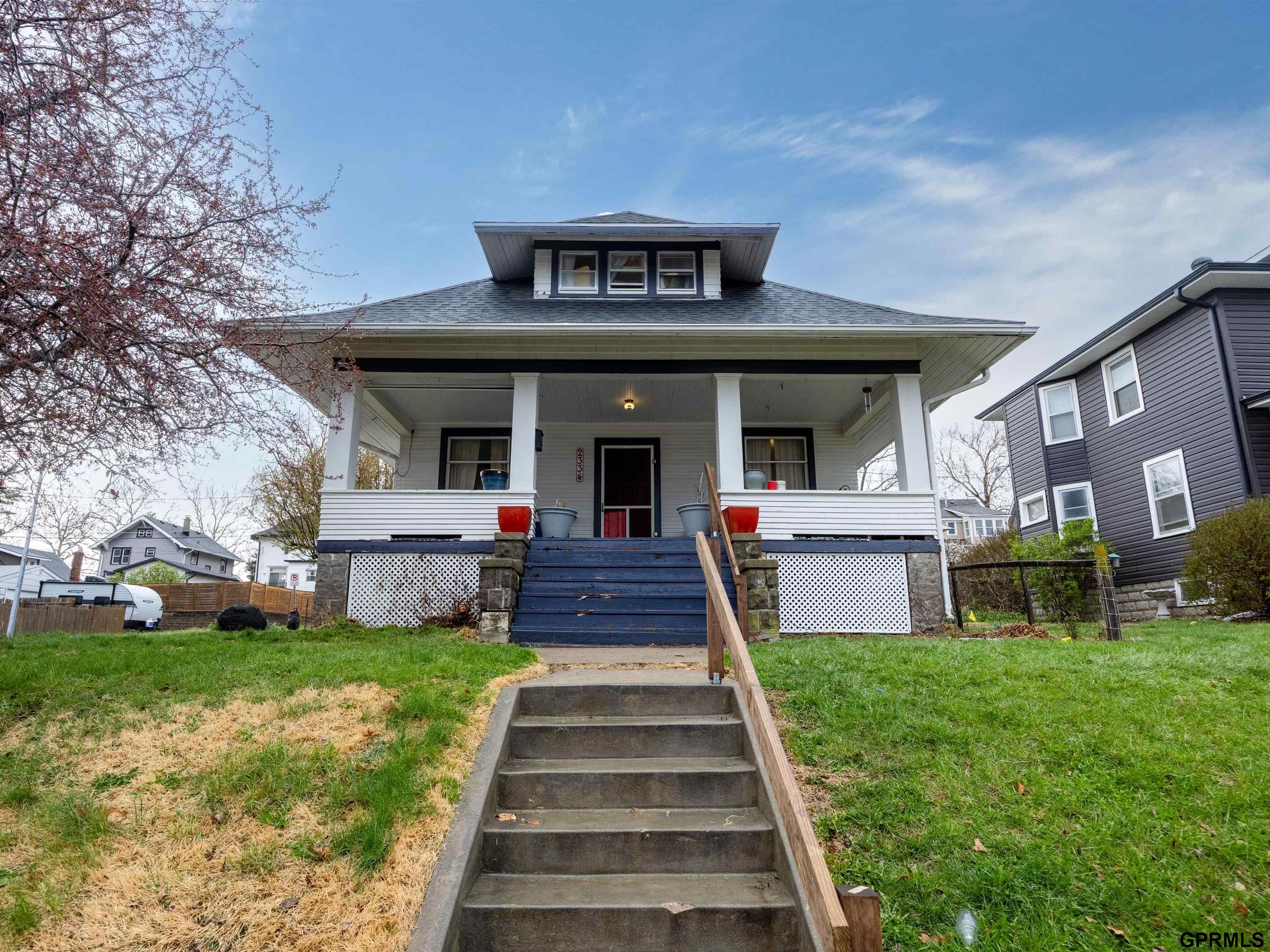 2334 31 Street, Omaha, NE, 68105