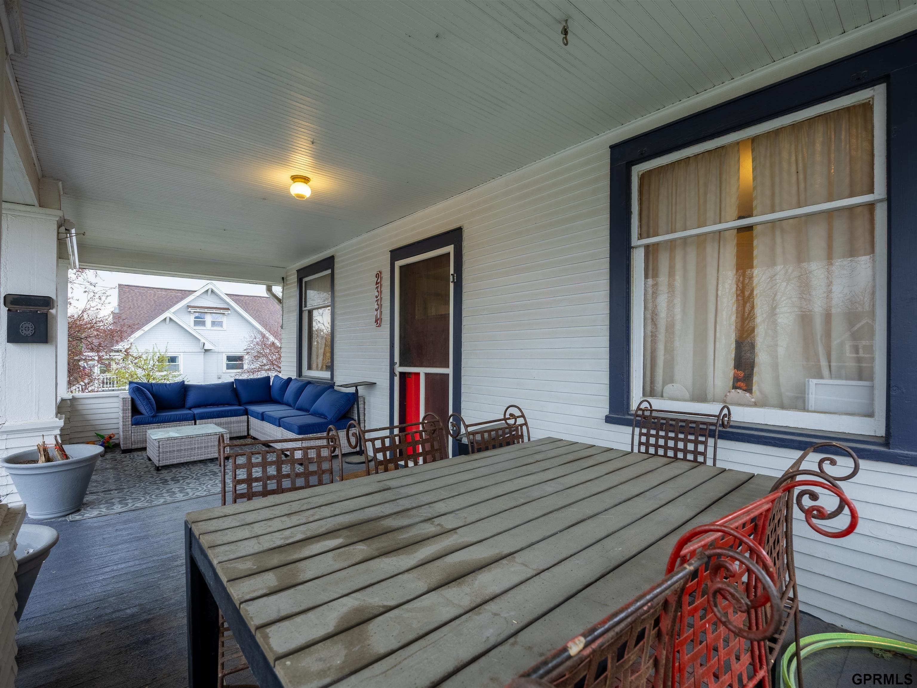 2334 31 Street, Omaha, NE, 68105