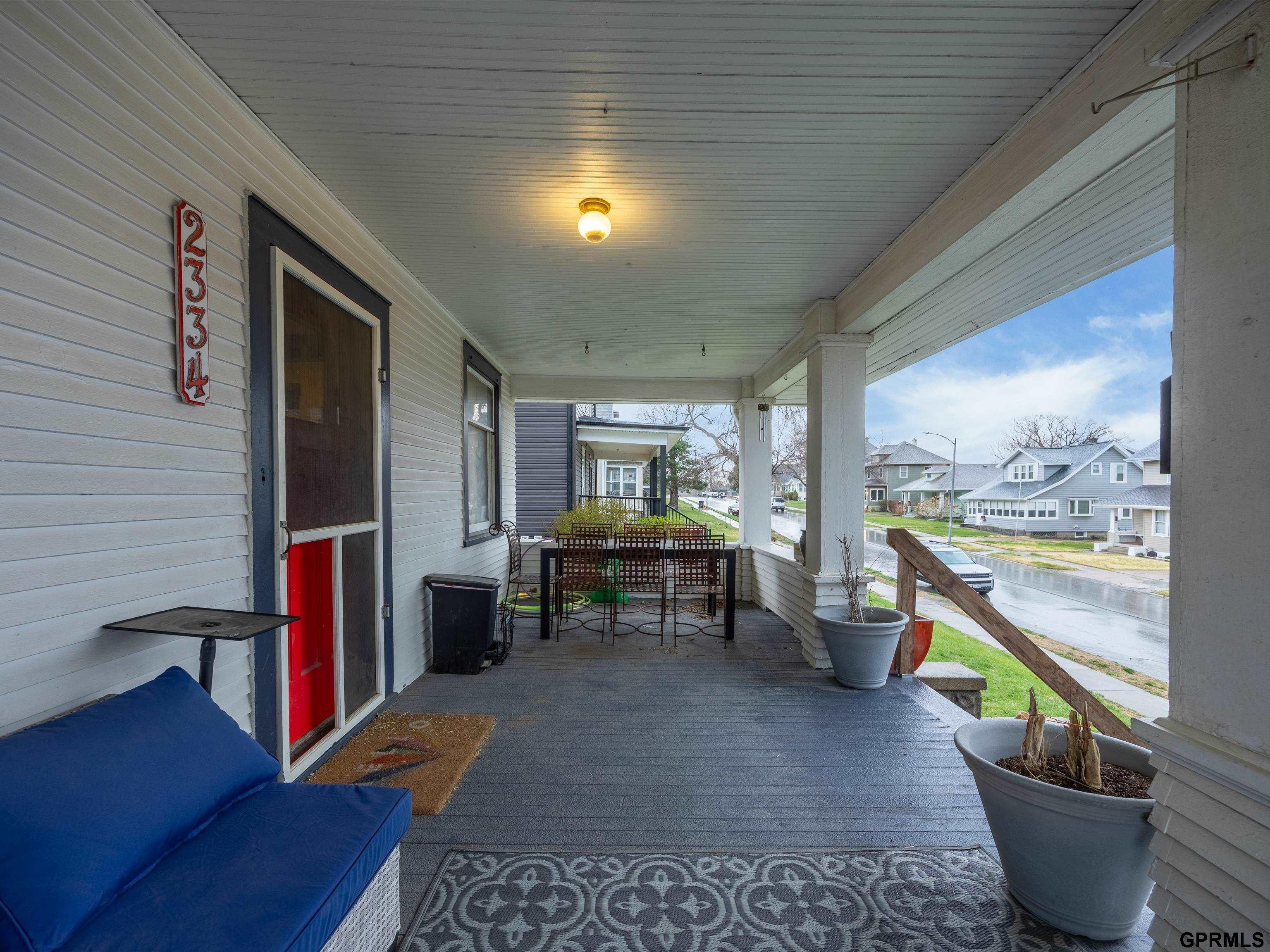 2334 31 Street, Omaha, NE, 68105