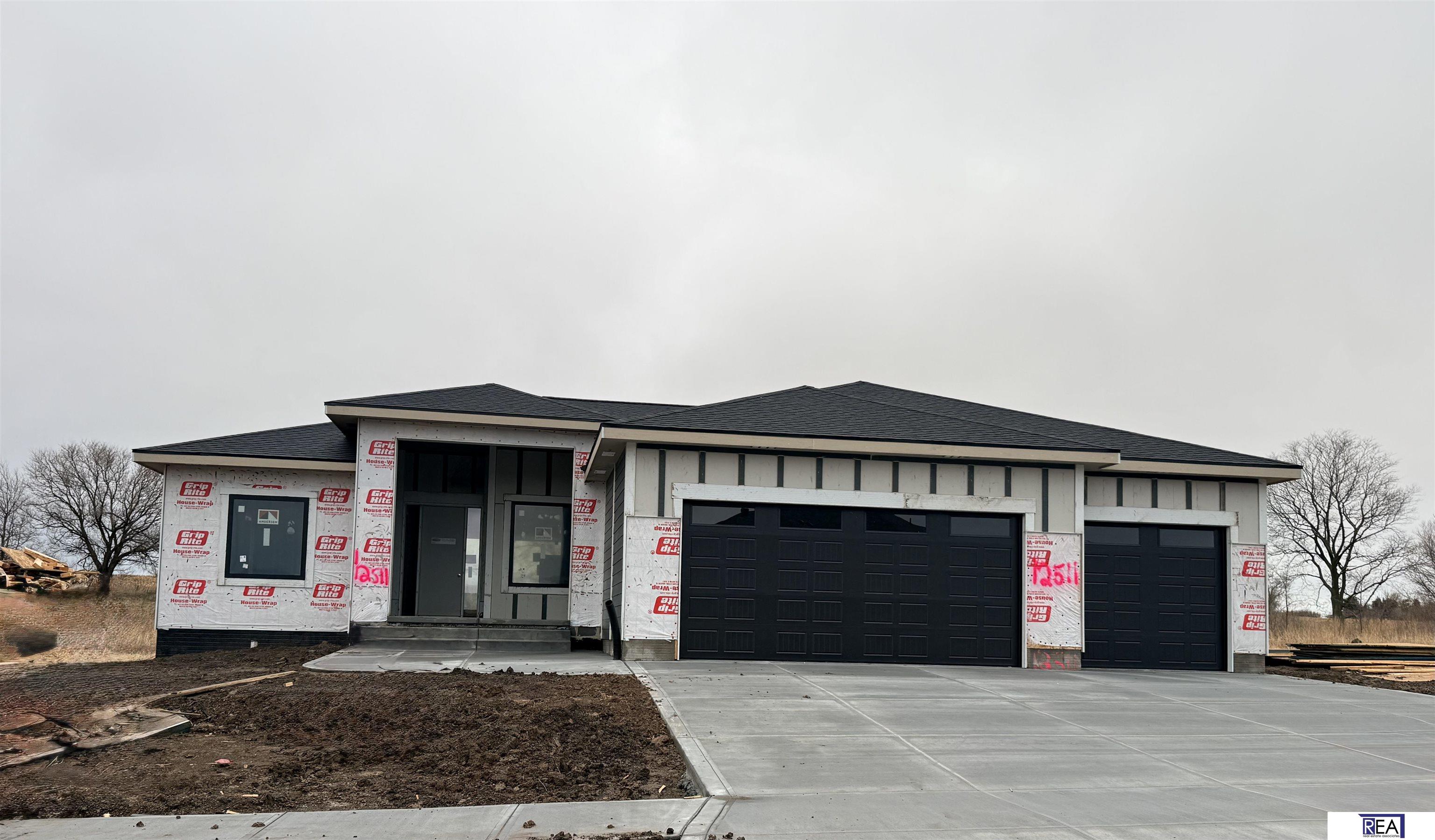 11267 S 102nd Avenue, Papillion, NE, 68046