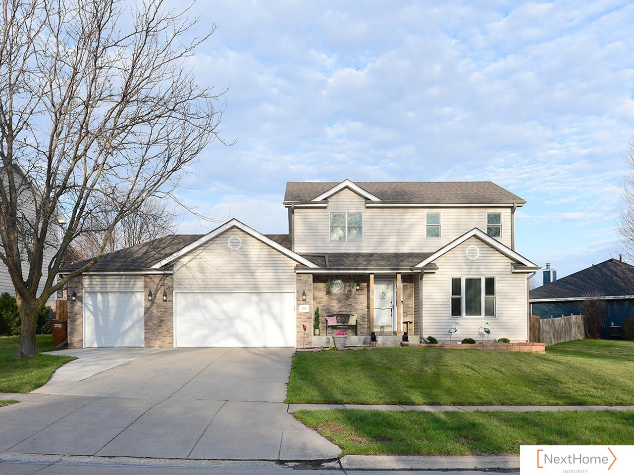 7201 Canyon Road, Lincoln, NE, 68516