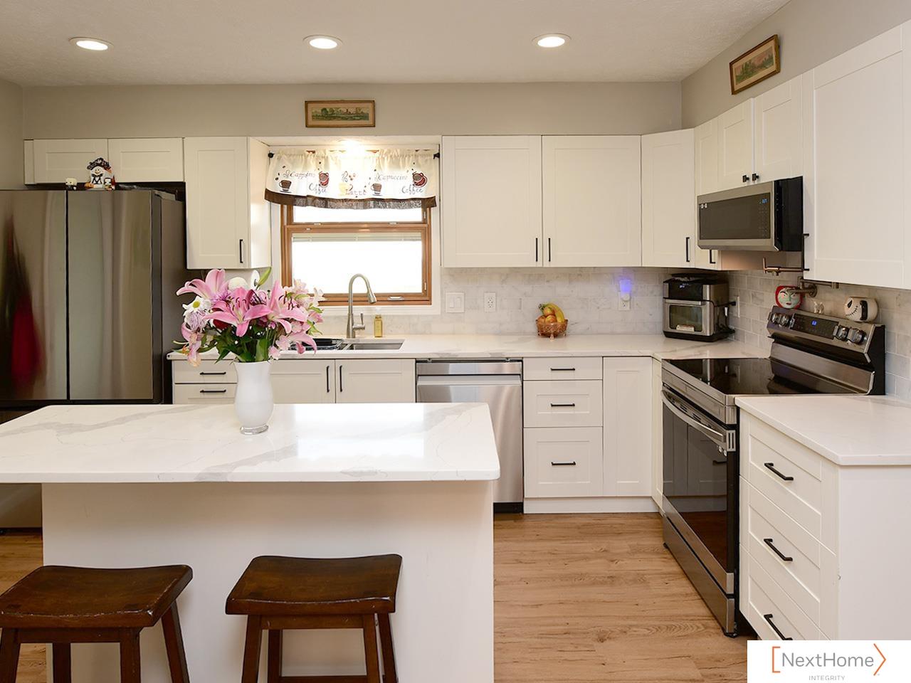 7201 Canyon Road, Lincoln, NE, 68516