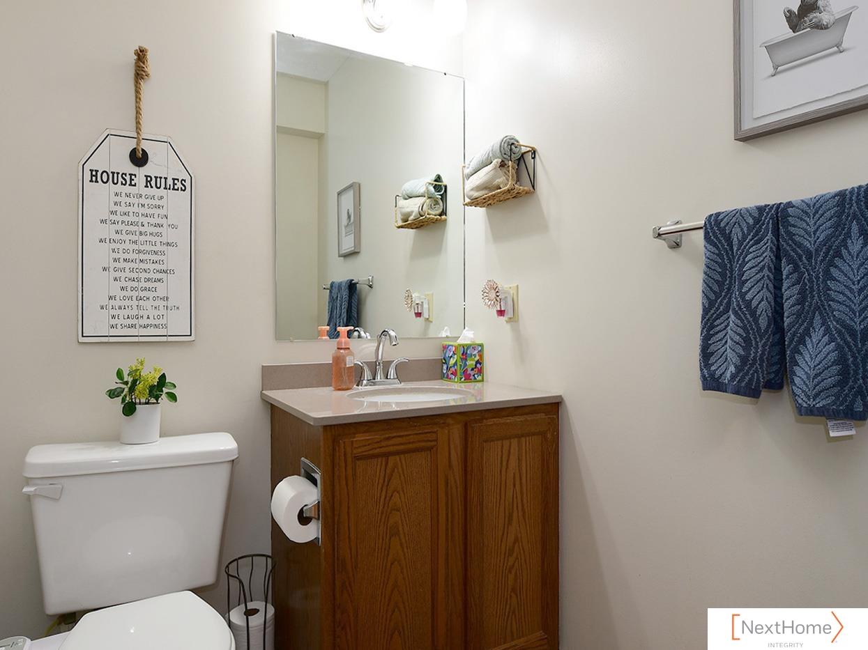 7201 Canyon Road, Lincoln, NE, 68516