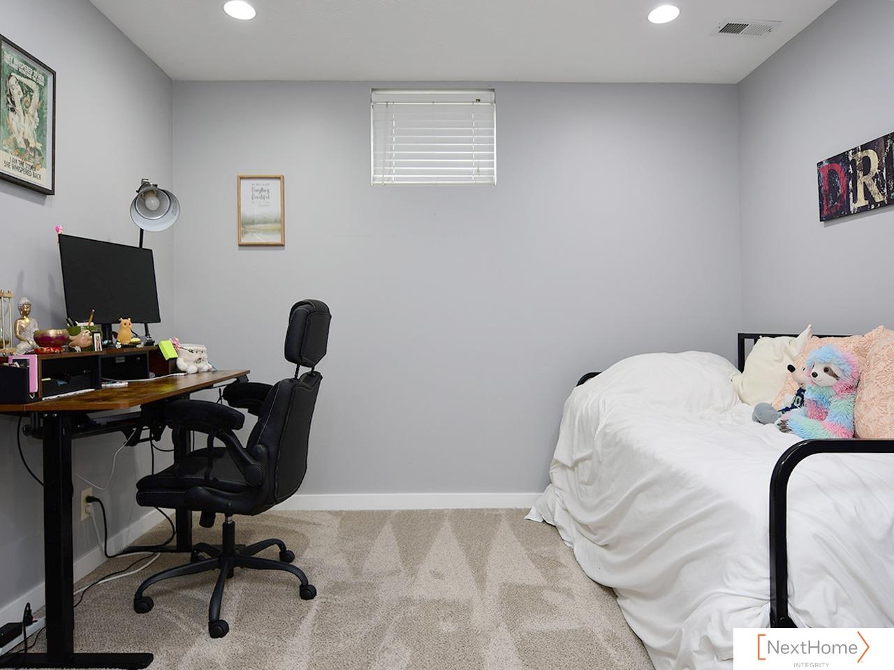 7201 Canyon Road, Lincoln, NE, 68516