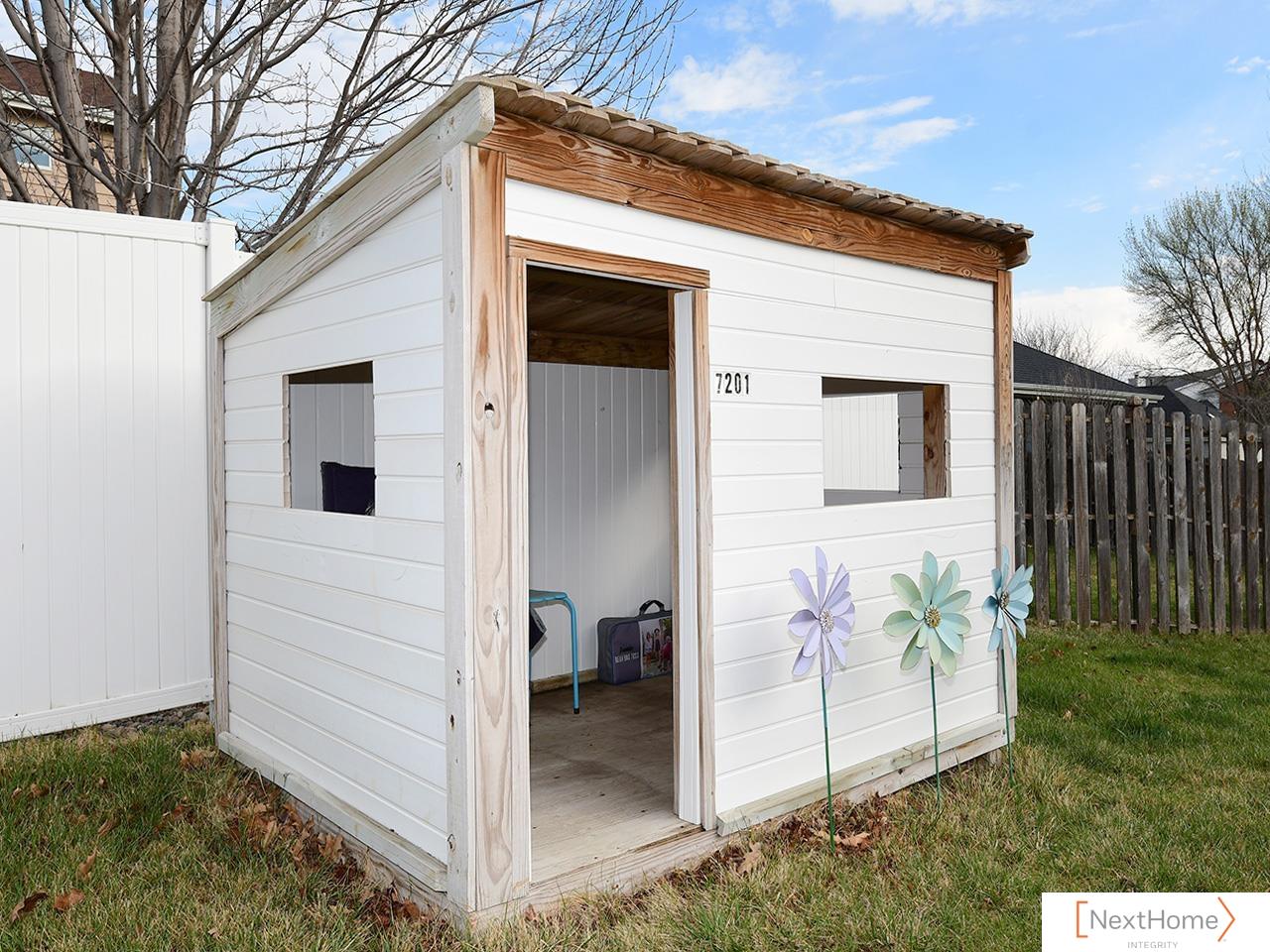 7201 Canyon Road, Lincoln, NE, 68516