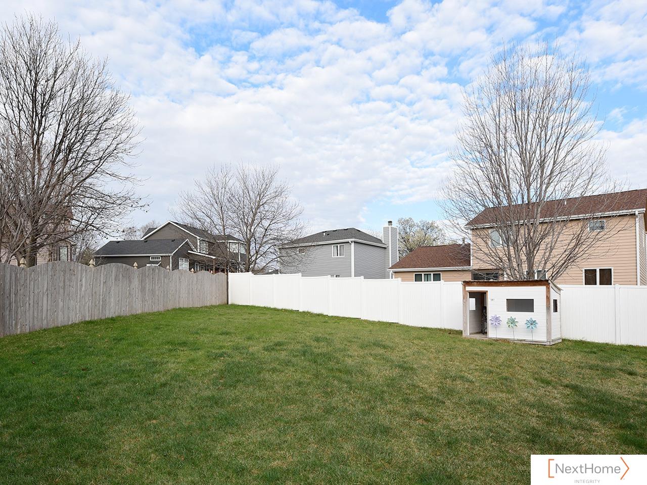 7201 Canyon Road, Lincoln, NE, 68516