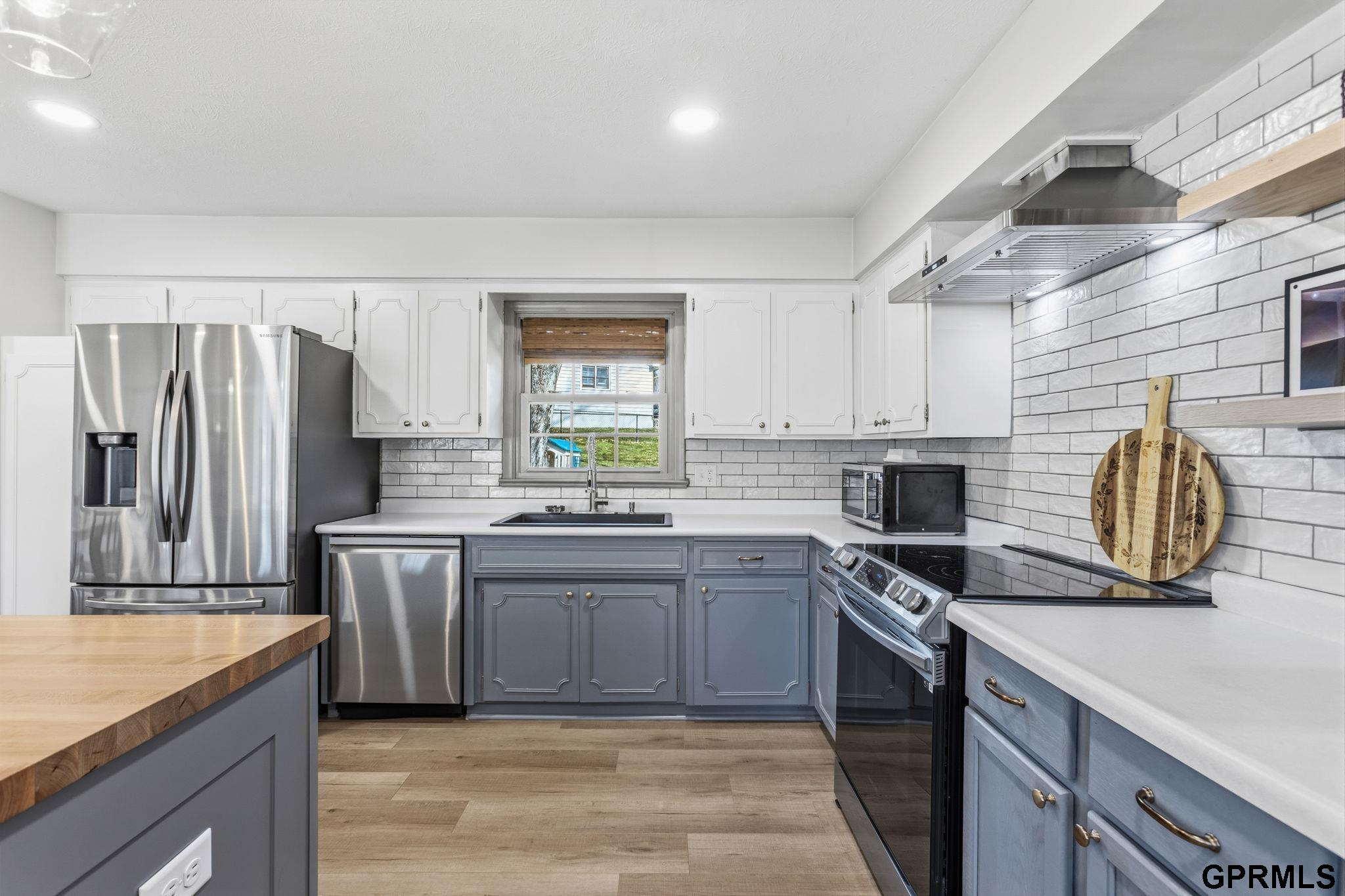 12402 Shamrock Road, Omaha, NE, 68154