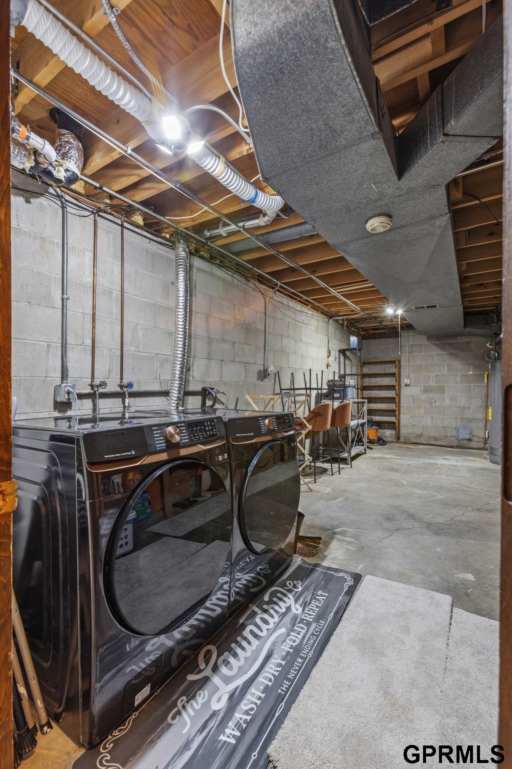 12402 Shamrock Road, Omaha, NE, 68154