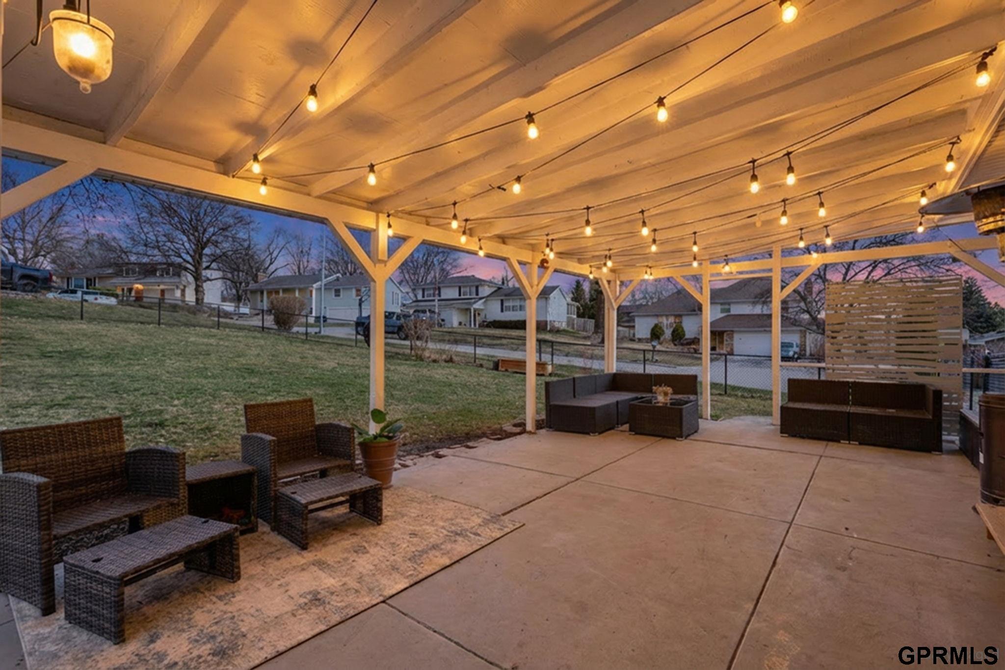 12402 Shamrock Road, Omaha, NE, 68154