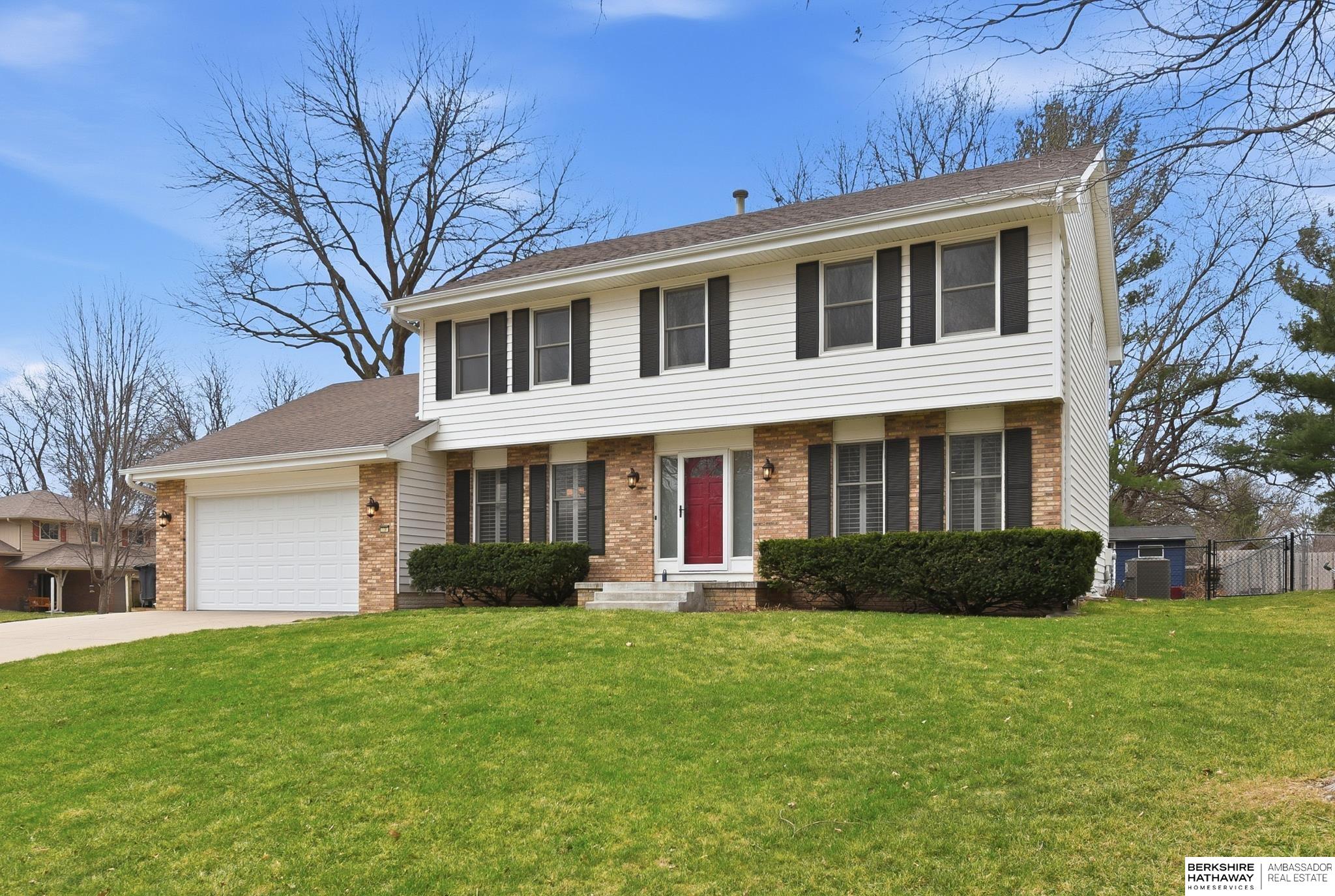 21201 Brentwood Road, Elkhorn, NE, 68022