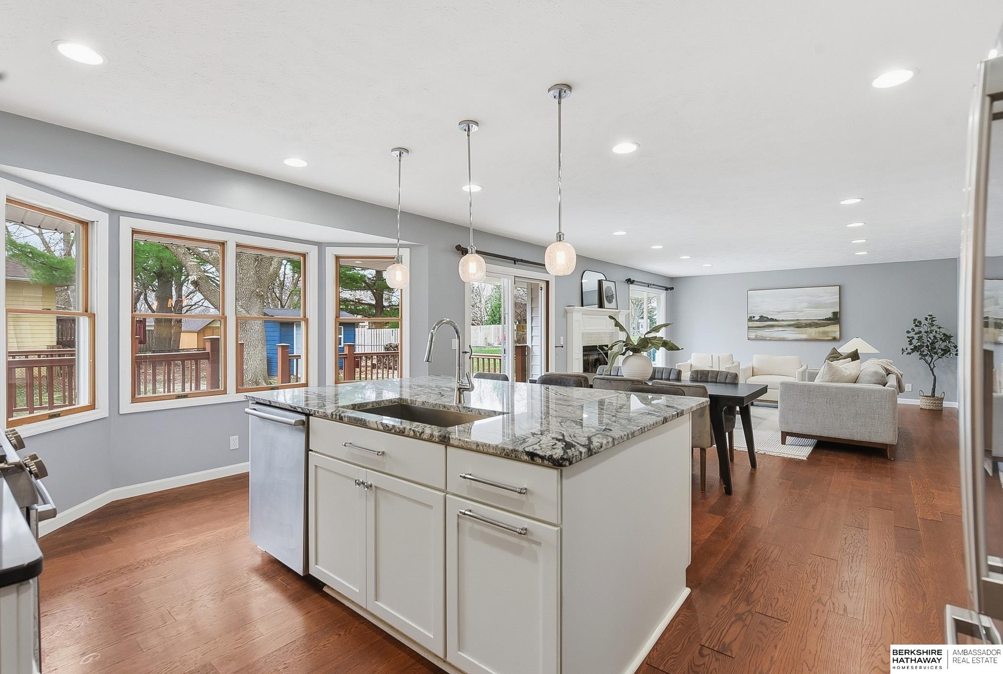 21201 Brentwood Road, Elkhorn, NE, 68022