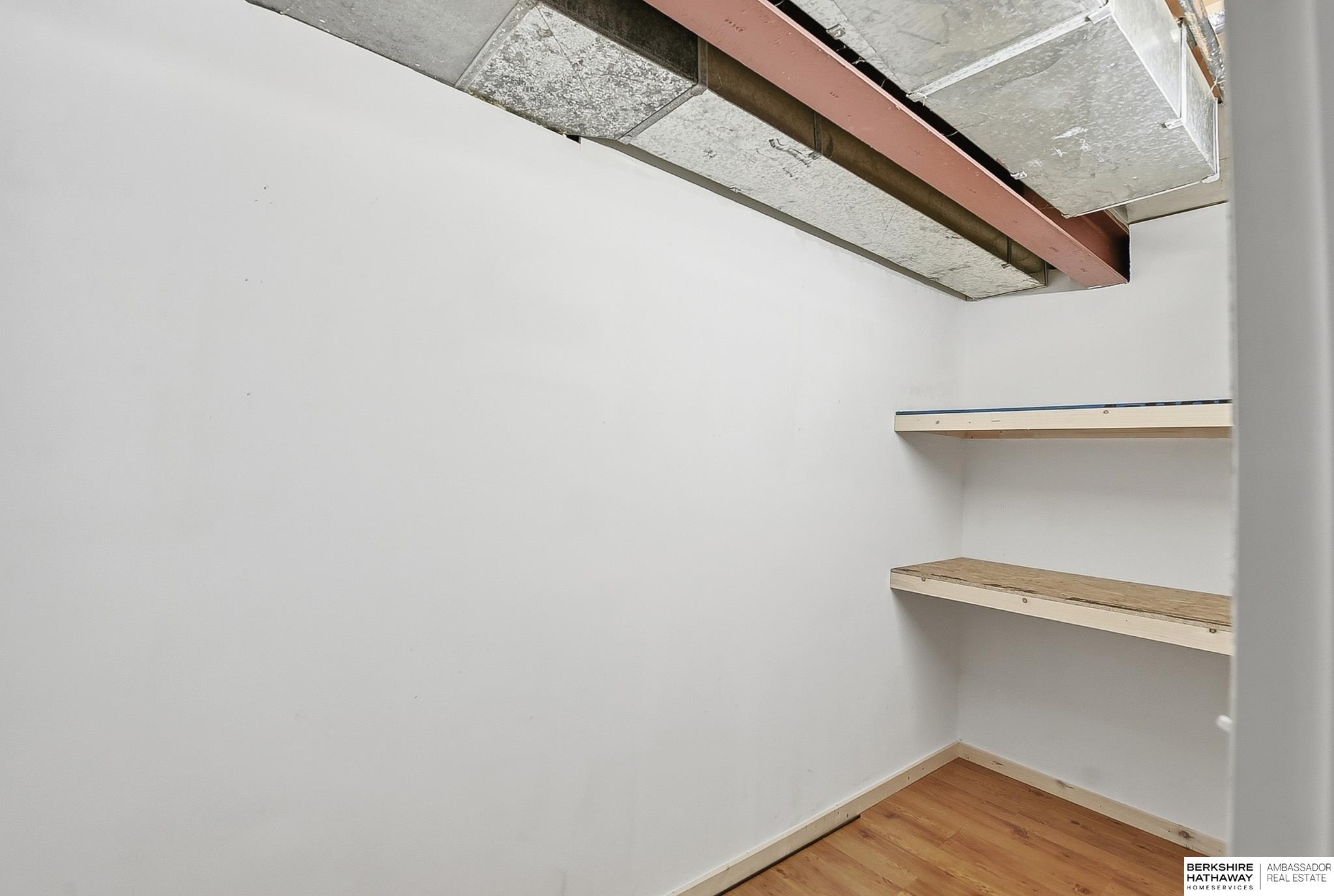 21201 Brentwood Road, Elkhorn, NE, 68022