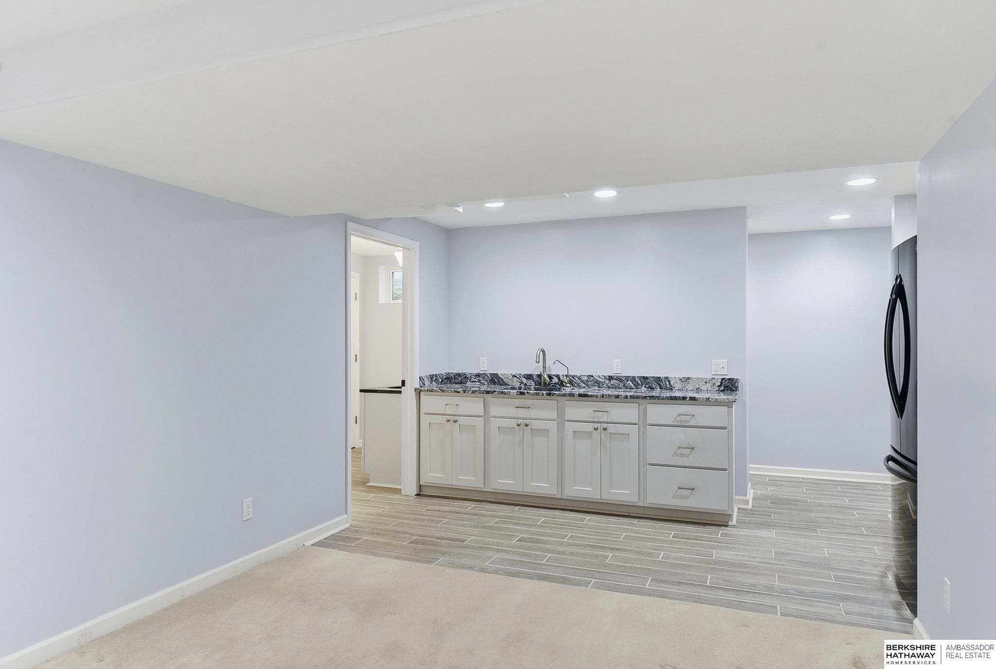 21201 Brentwood Road, Elkhorn, NE, 68022