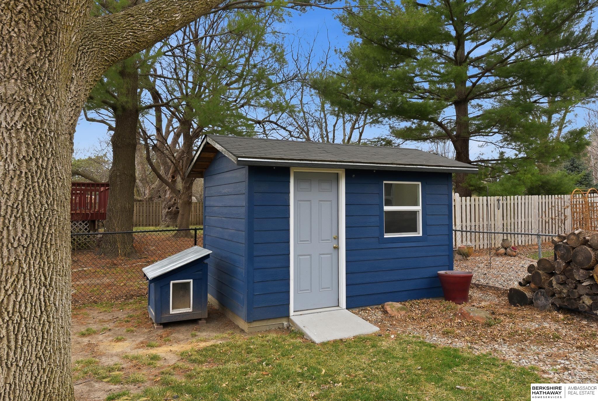 21201 Brentwood Road, Elkhorn, NE, 68022