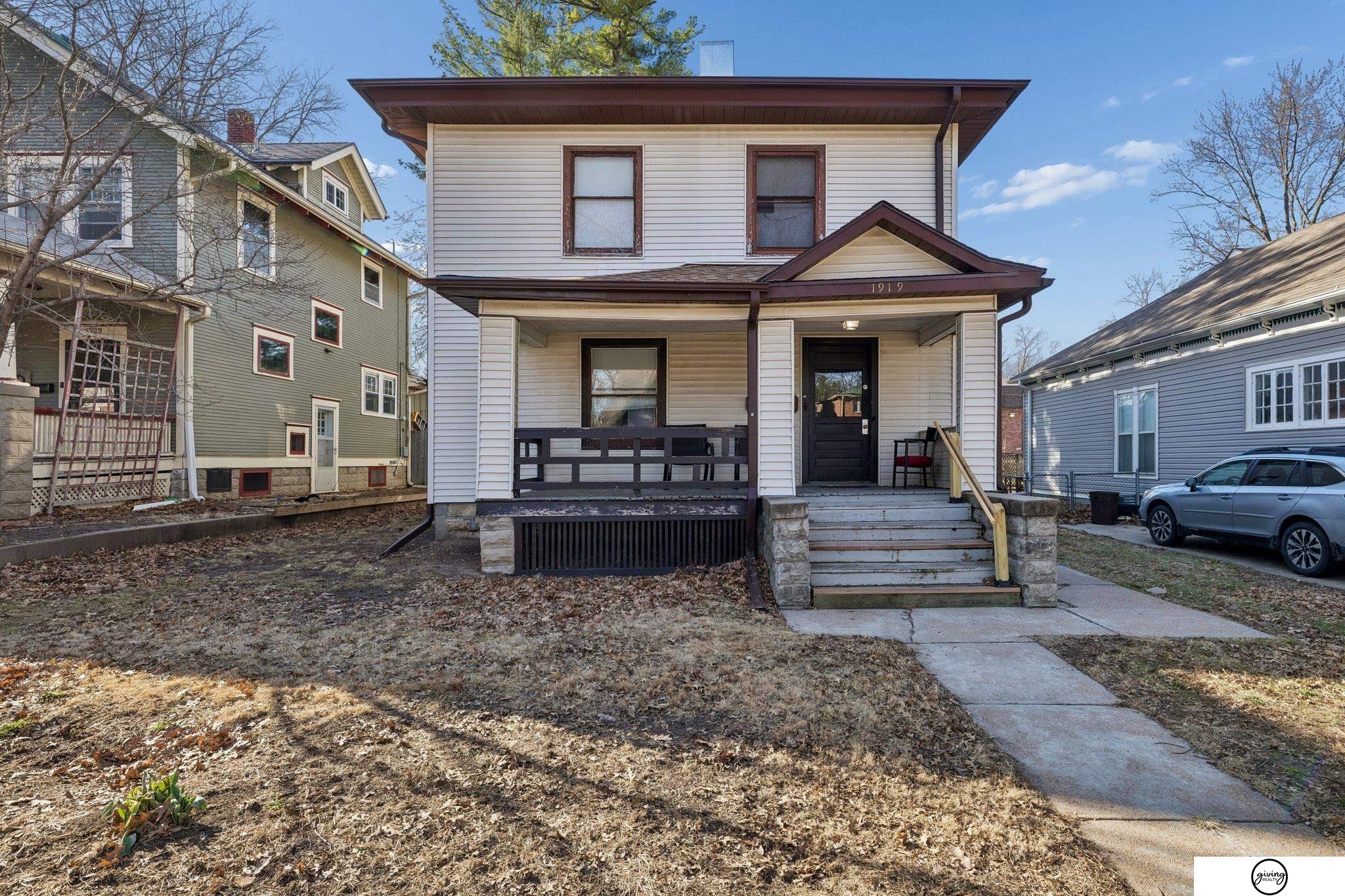 2334 31 Street, Omaha, NE, 68105