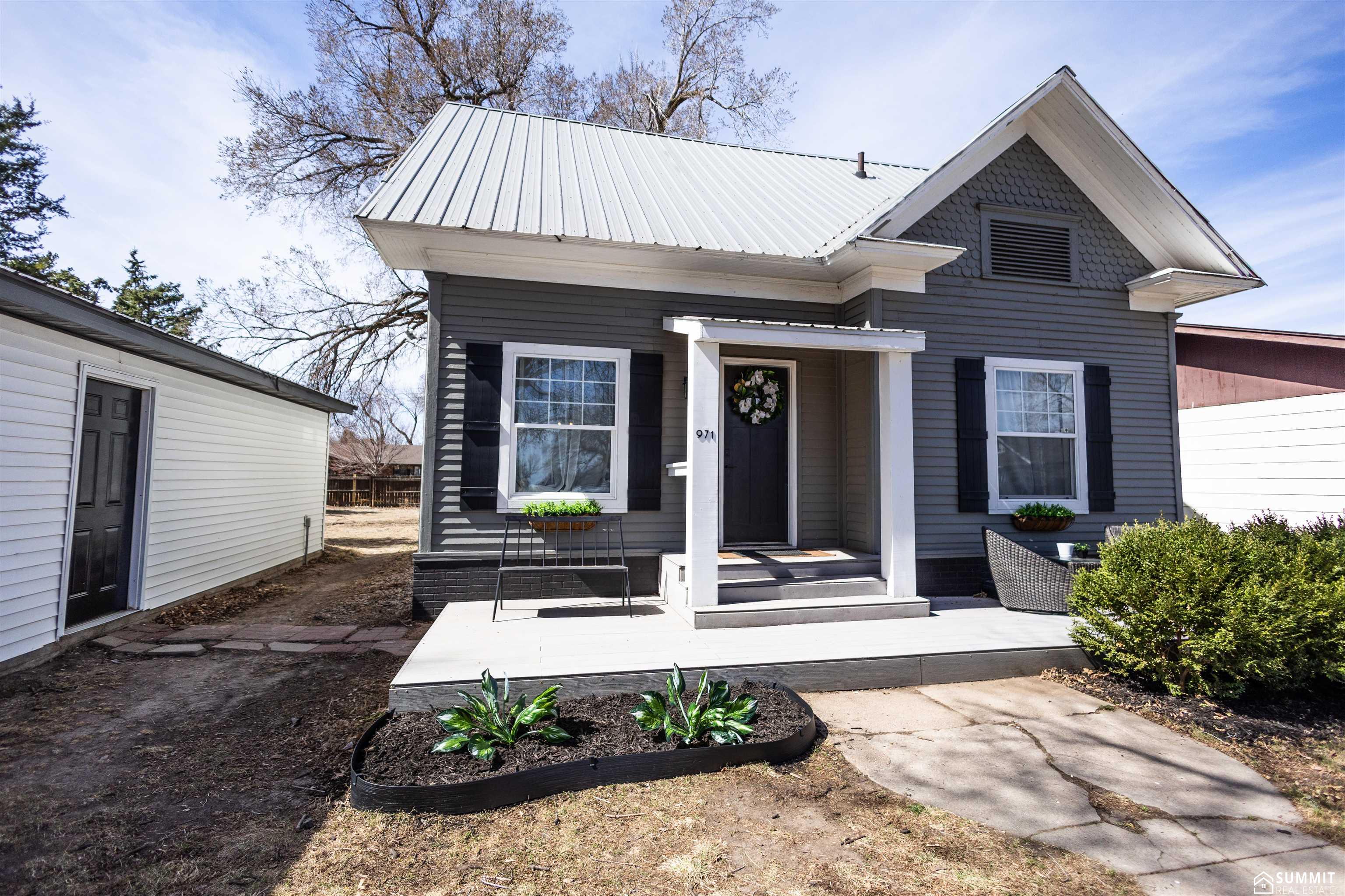 971 11th Street, Henderson, NE, 68371