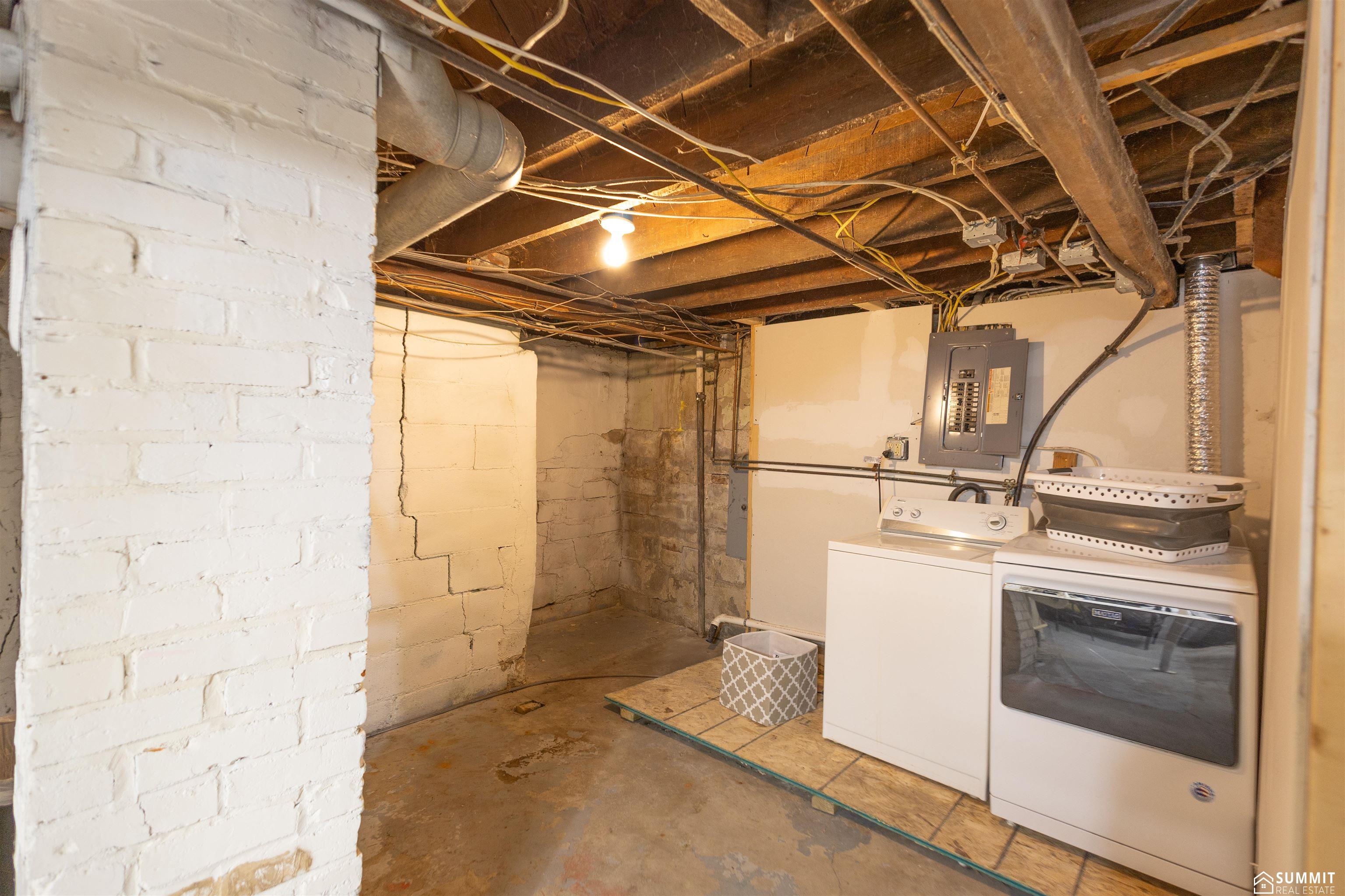 971 11th Street, Henderson, NE, 68371