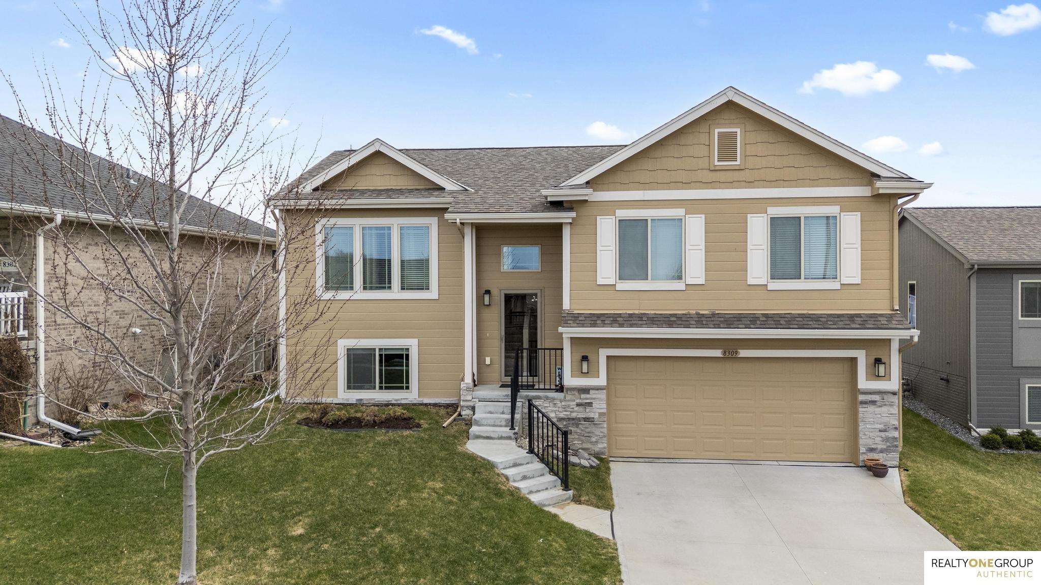 8929 78th Avenue Circle, Omaha, NE, 68122