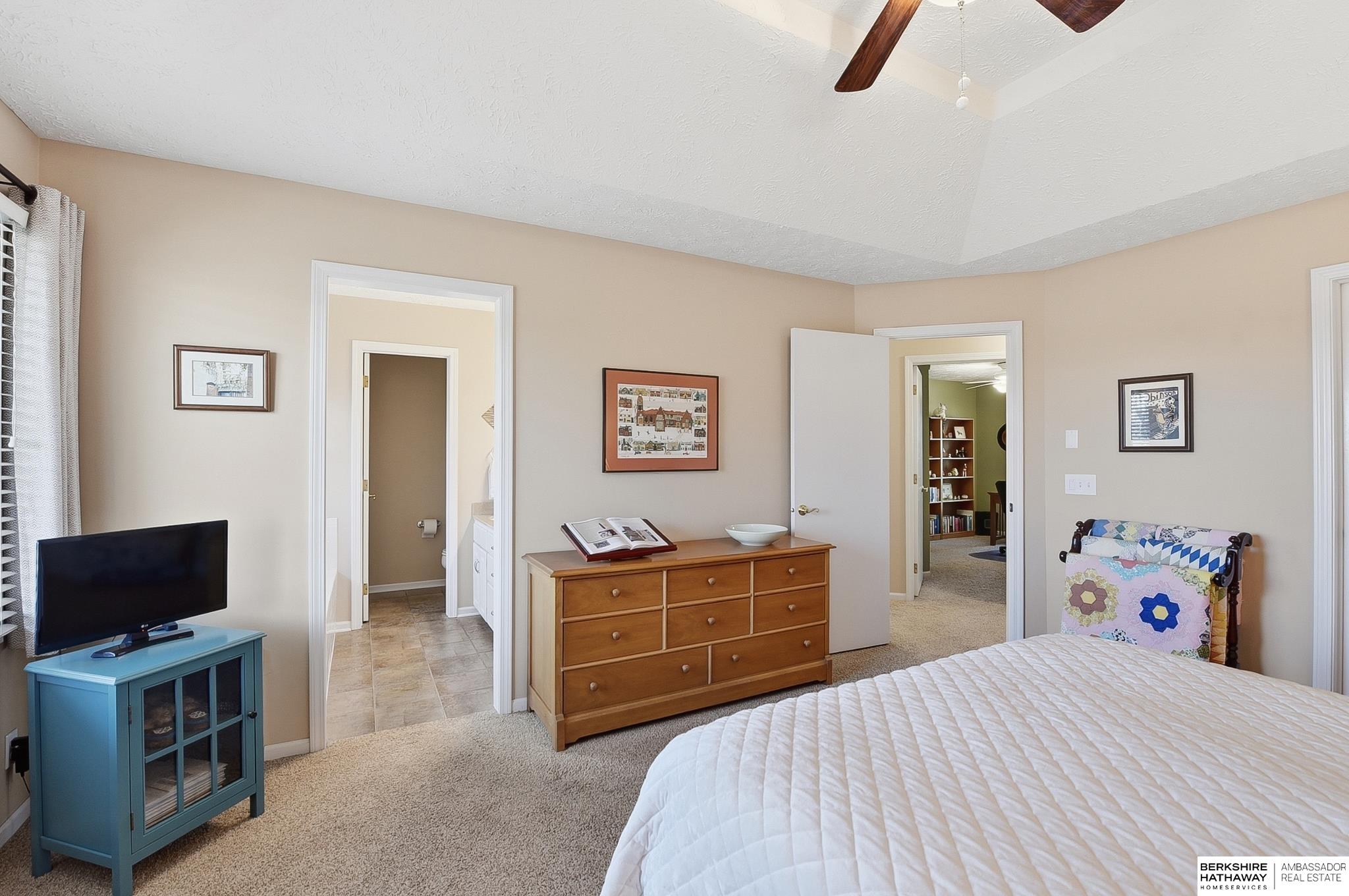 13508 Ames Avenue, Omaha, NE, 68164