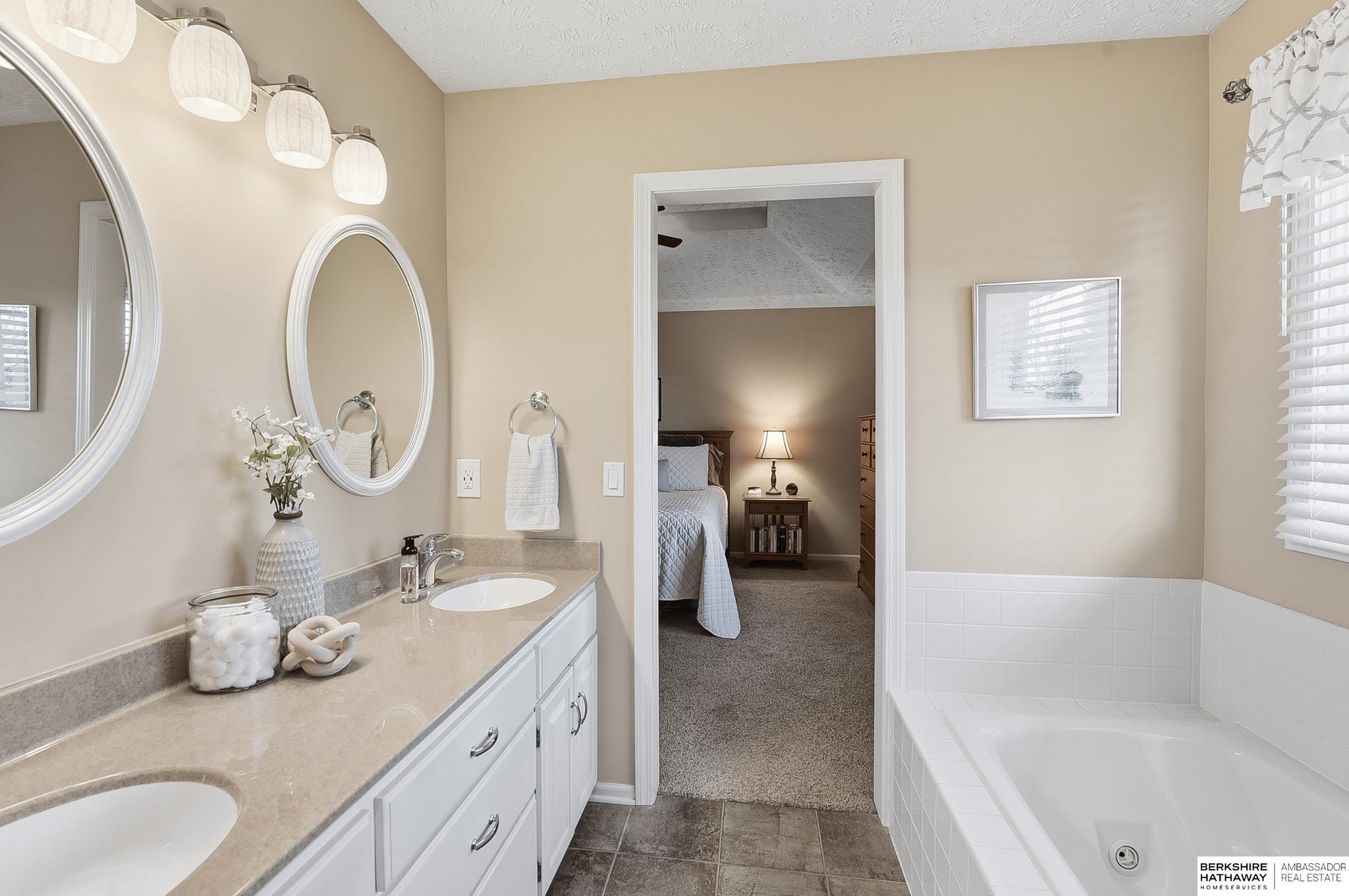 13508 Ames Avenue, Omaha, NE, 68164