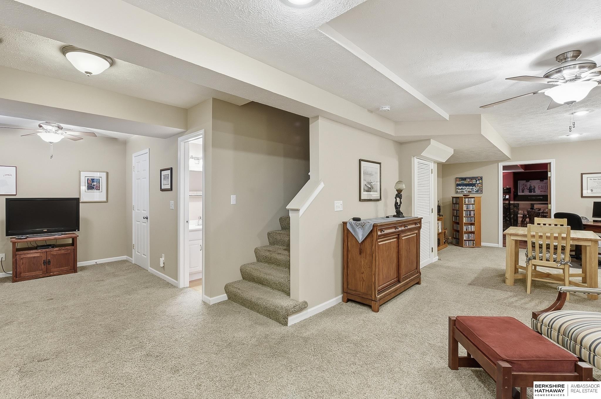 13508 Ames Avenue, Omaha, NE, 68164