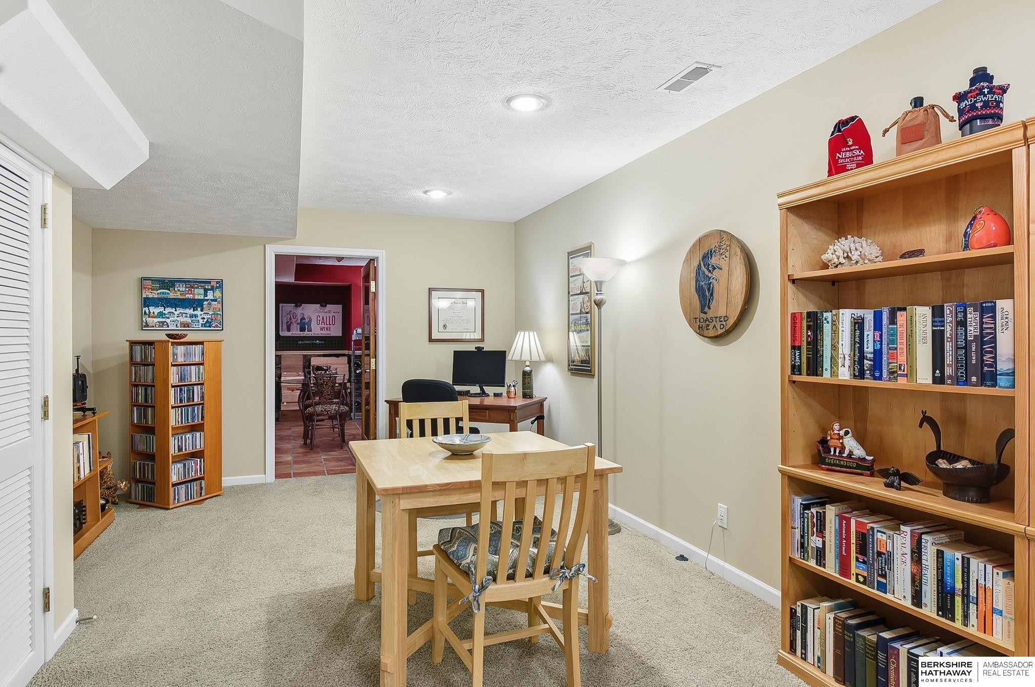 13508 Ames Avenue, Omaha, NE, 68164