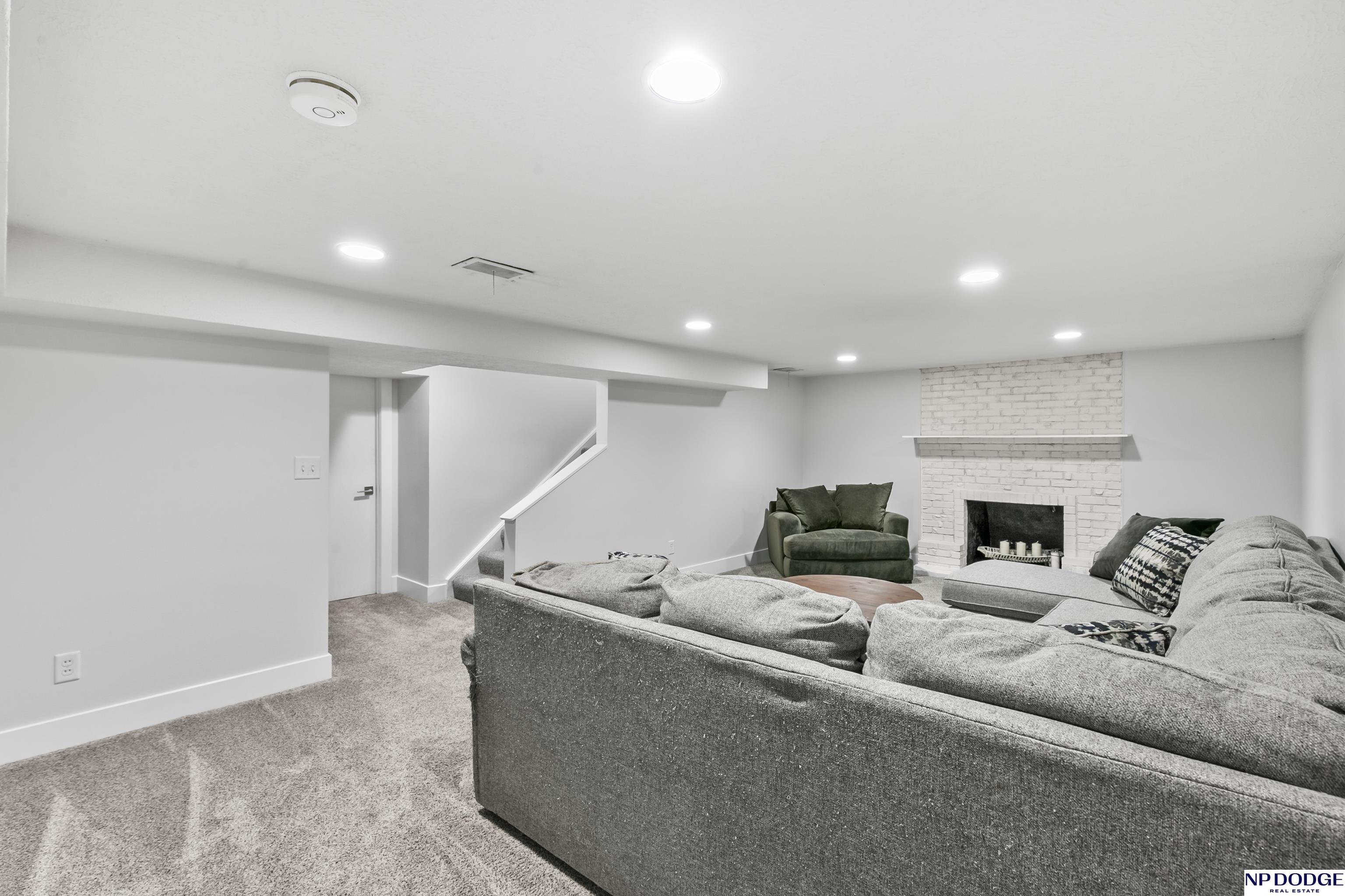 1156 93rd Avenue, Omaha, NE, 68124