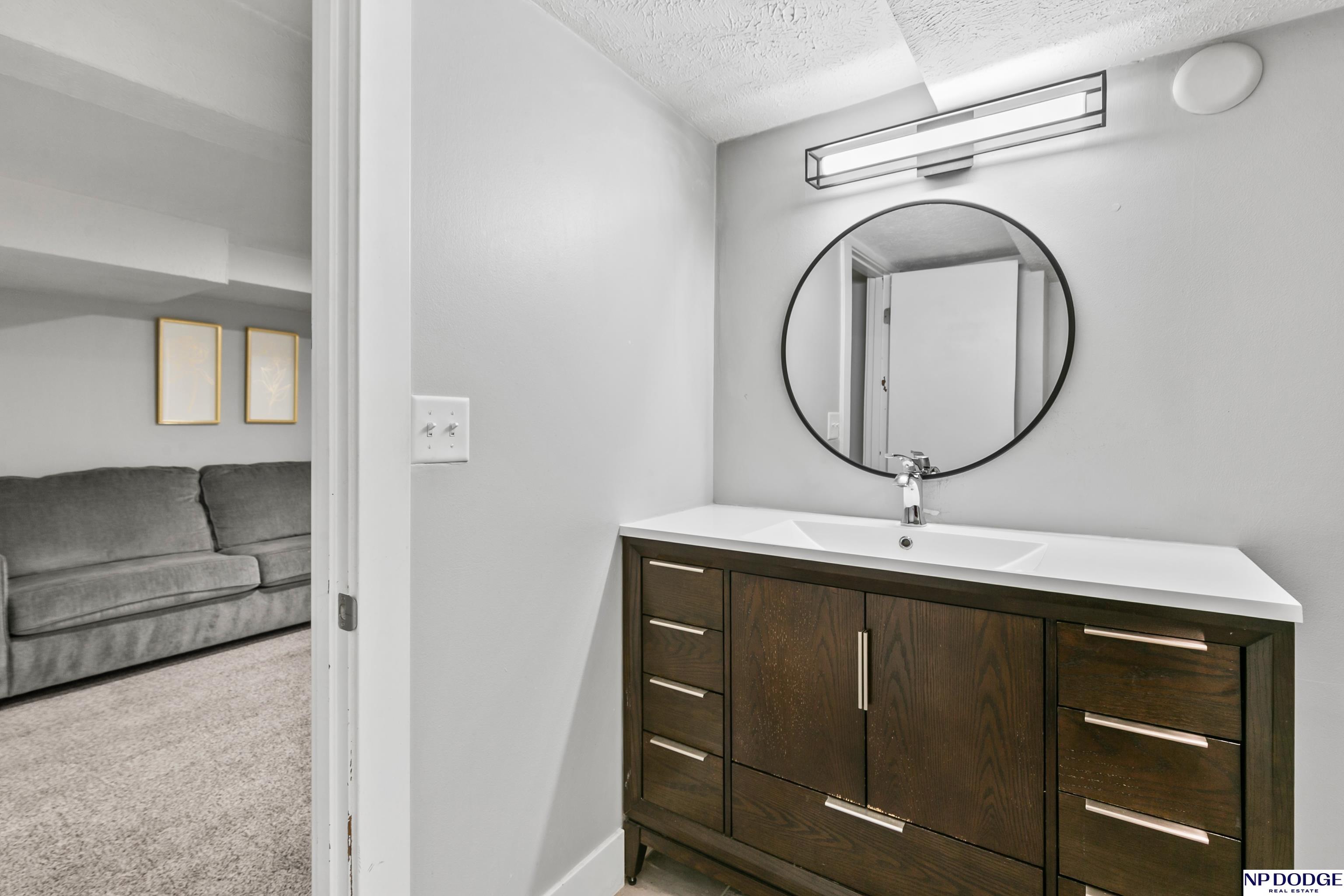 1156 93rd Avenue, Omaha, NE, 68124