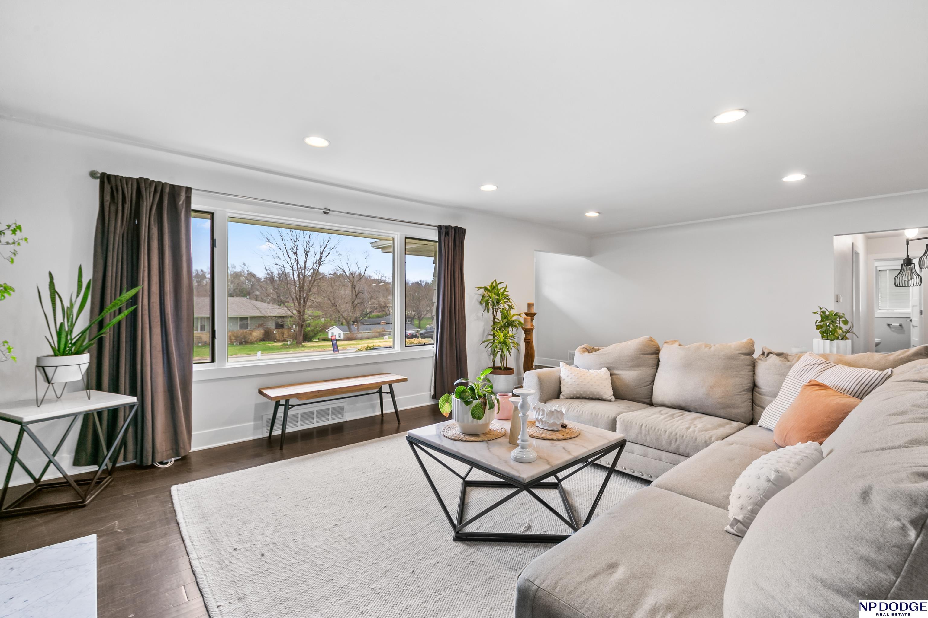 1156 93rd Avenue, Omaha, NE, 68124