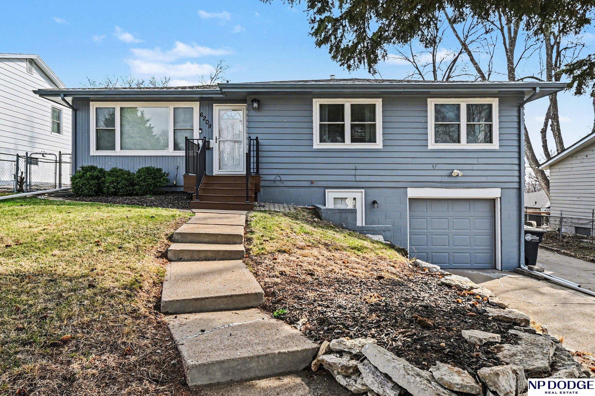 2206 S 46th Avenue, Omaha, NE, 68106