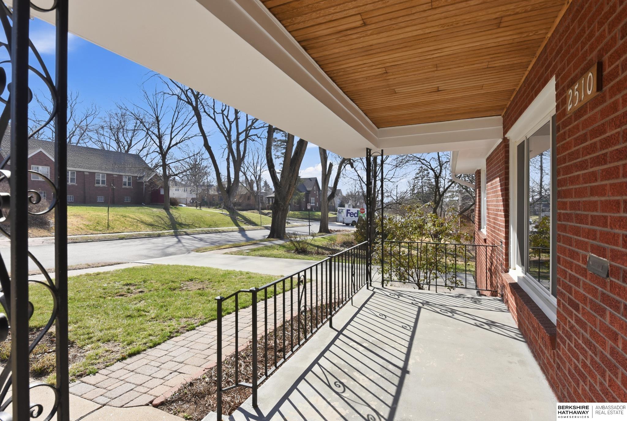 2510 N 51st Street, Omaha, NE, 68104