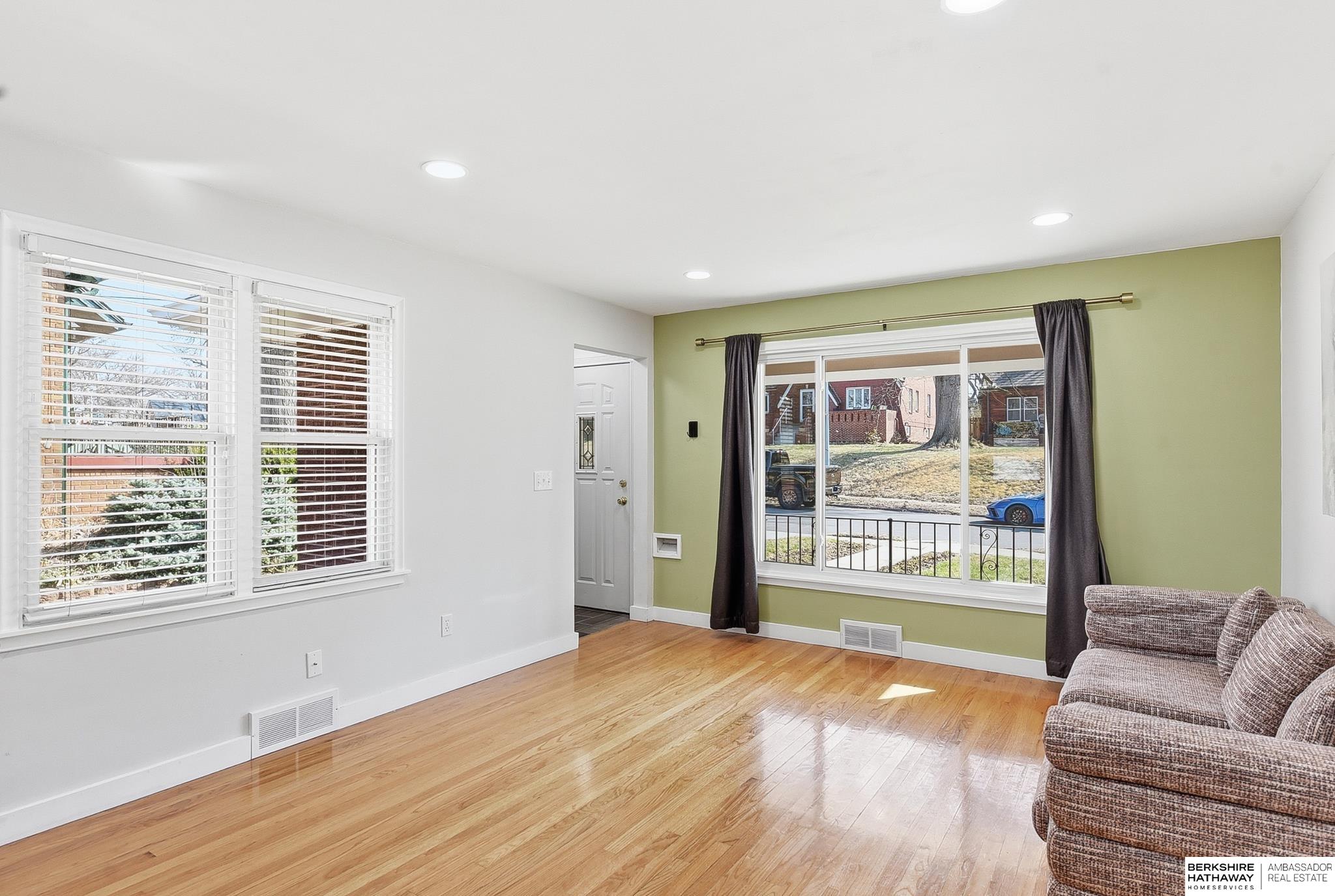 2510 N 51st Street, Omaha, NE, 68104